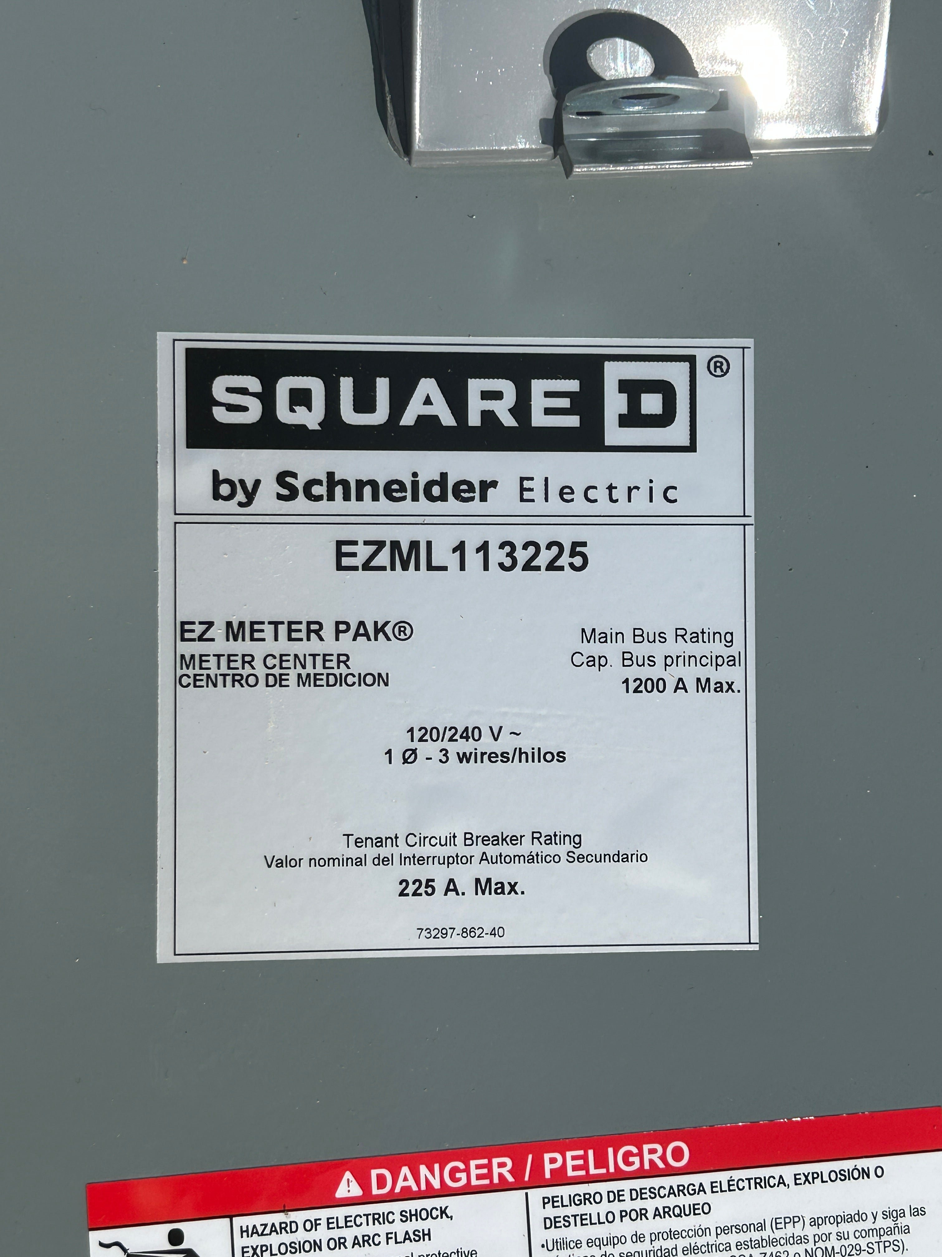 Square D EZML113225 1PH In / 1PH Out 3 Gang 225A Socket Ringless Lever Bypass Meter Stack