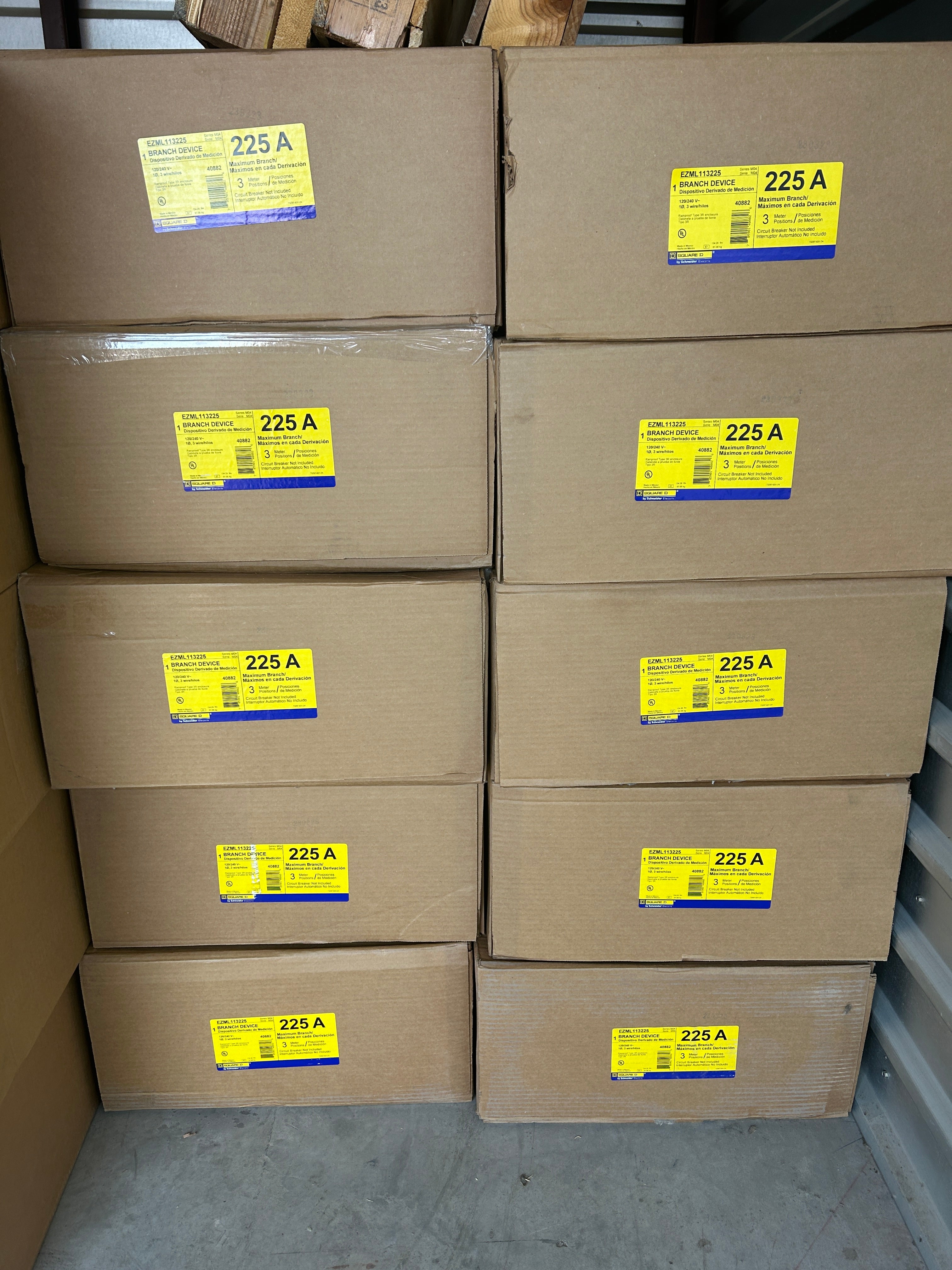 Square D EZML113225 1PH In / 1PH Out 3 Gang 225A Socket Ringless Lever Bypass Meter Stack