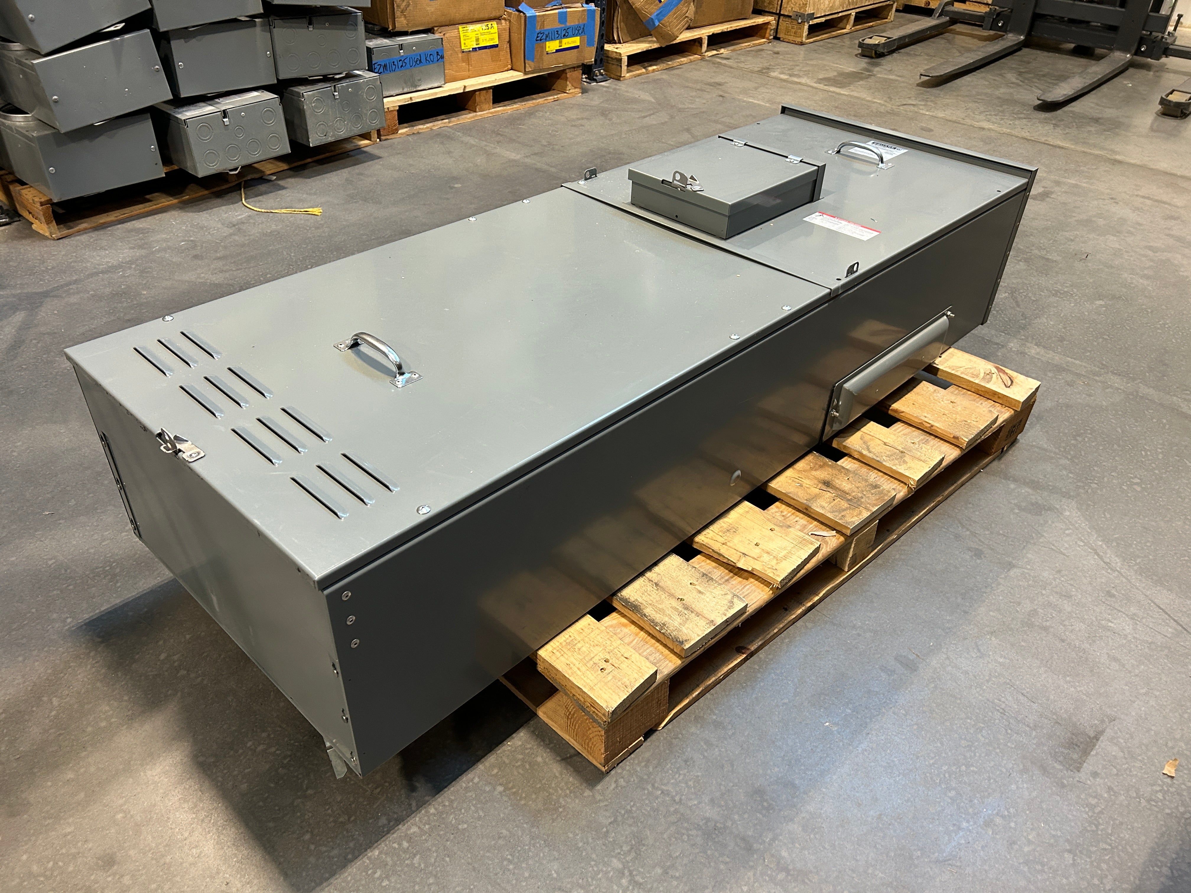 Square D EZM31200GCBU 1200A Main Circuit Breaker Disconnect