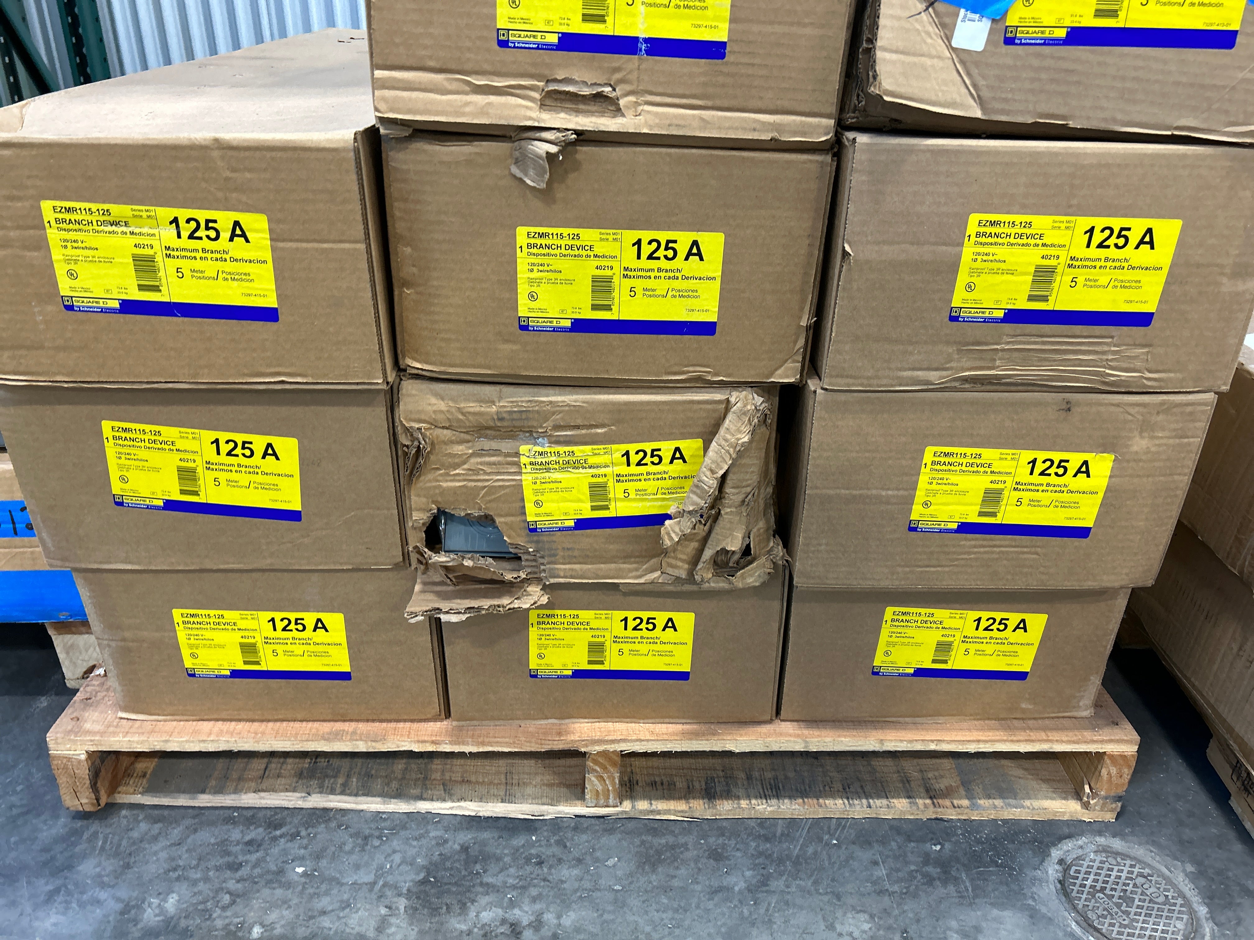 Square D EZMR115125 1PH 5 Gang 125A Socket Ringless Meter Stack