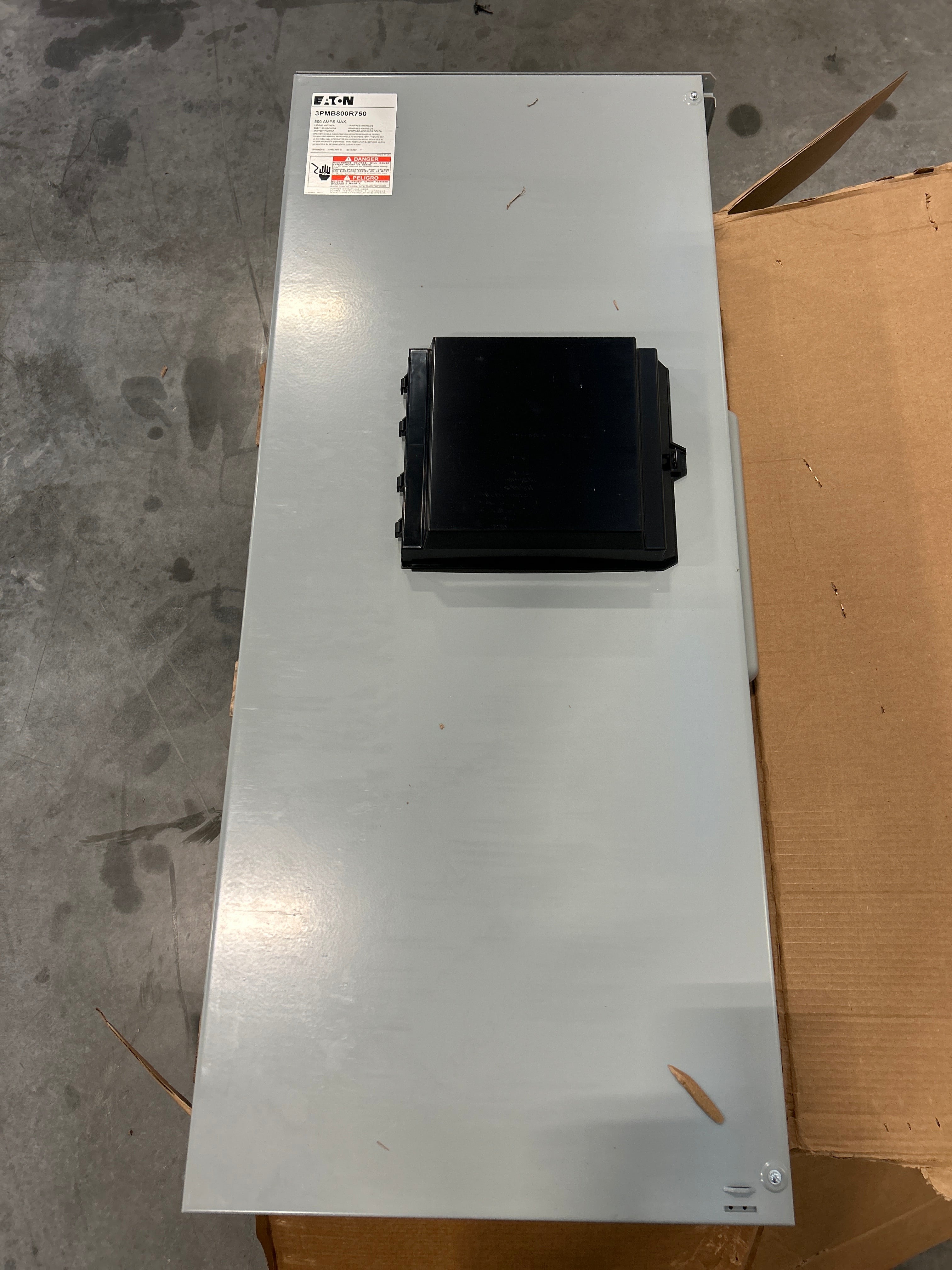 Eaton 3PMB800R750 (Similar to 3PMB800R) 3 Phase 800A Main Circuit Breaker Disconnect