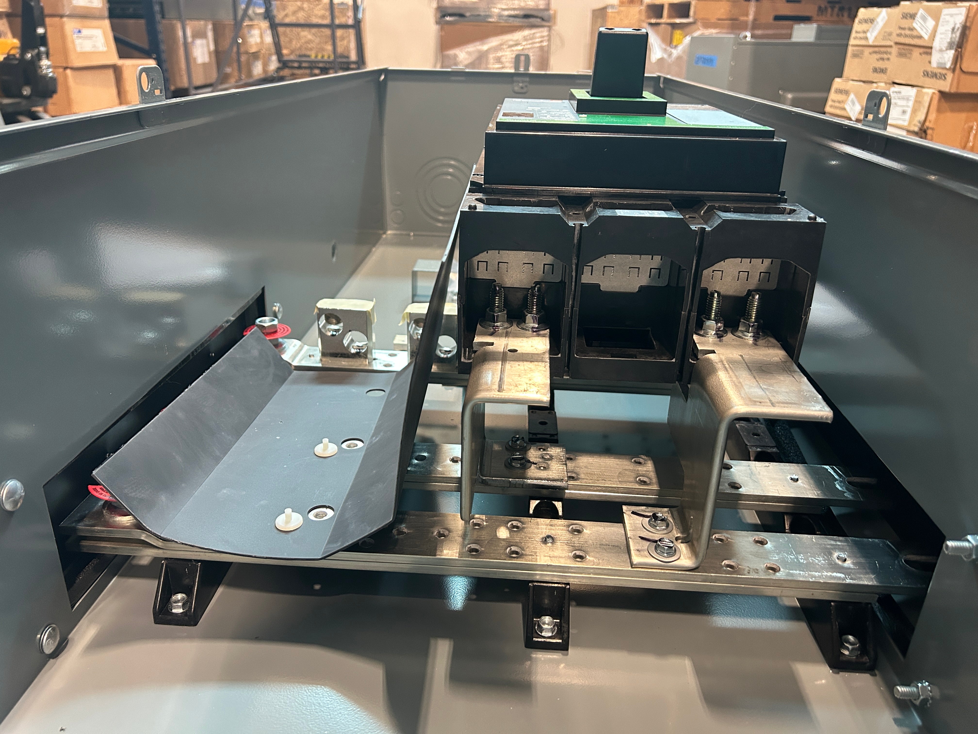 Square D EZM1800CB 800A Main Circuit Breaker Disconnect