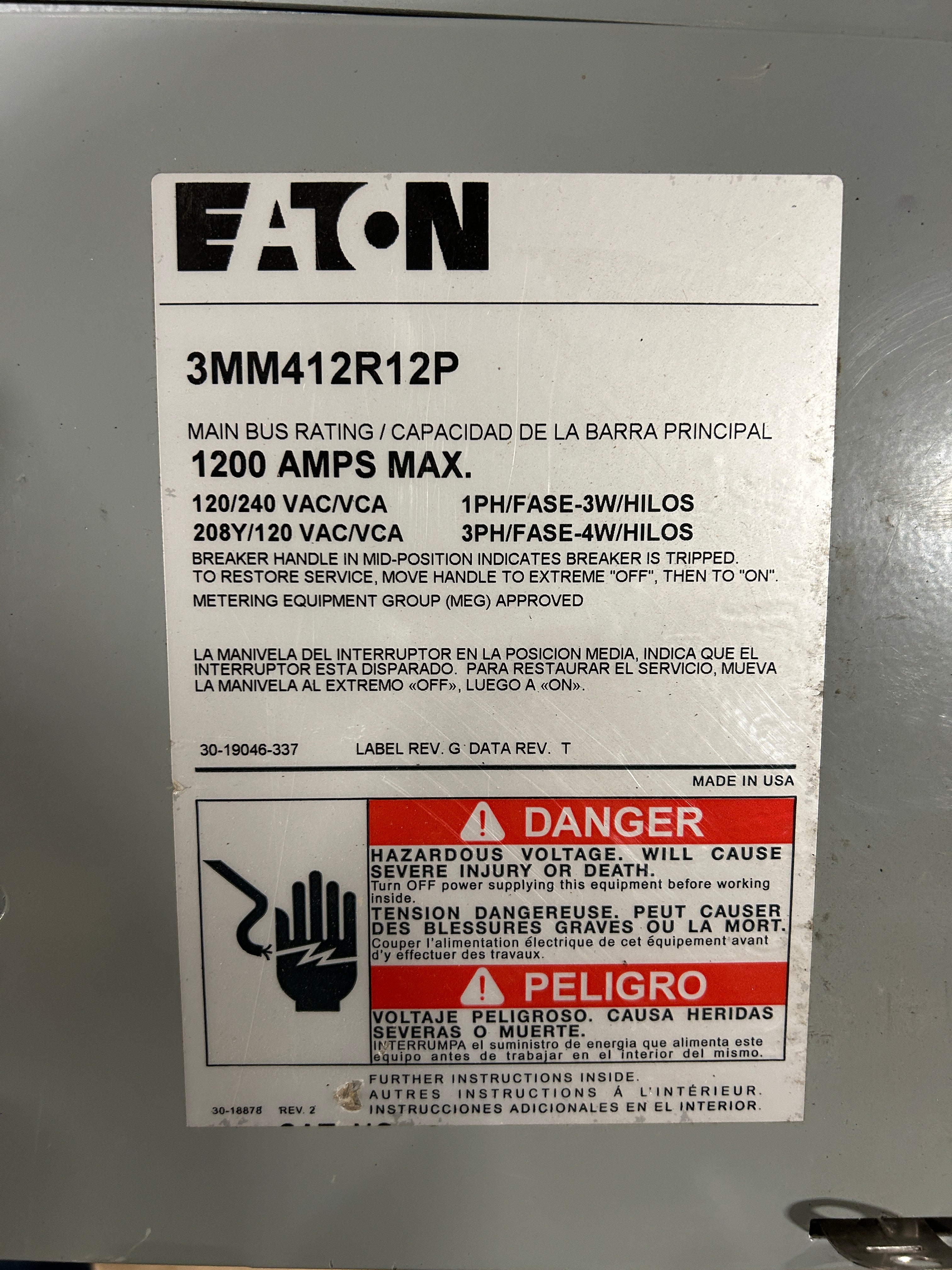 Eaton 3MM412R12P 3PH In / 1PH Out 4 Gang 125A Socket Ringed 1200A Copper Bus Meter Stack