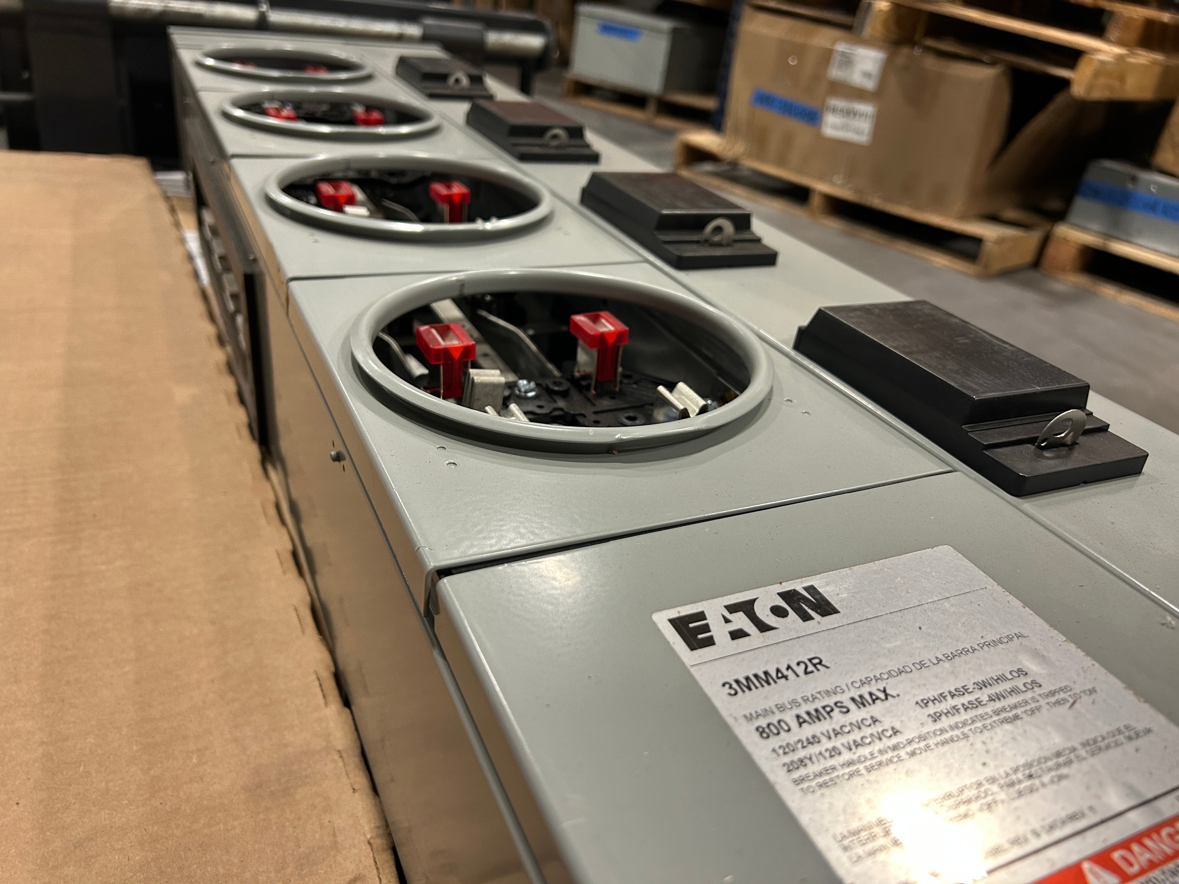 Eaton 3MM412R 3PH In / 1PH Out 4 Gang 125A Socket Ringed Meter Stack