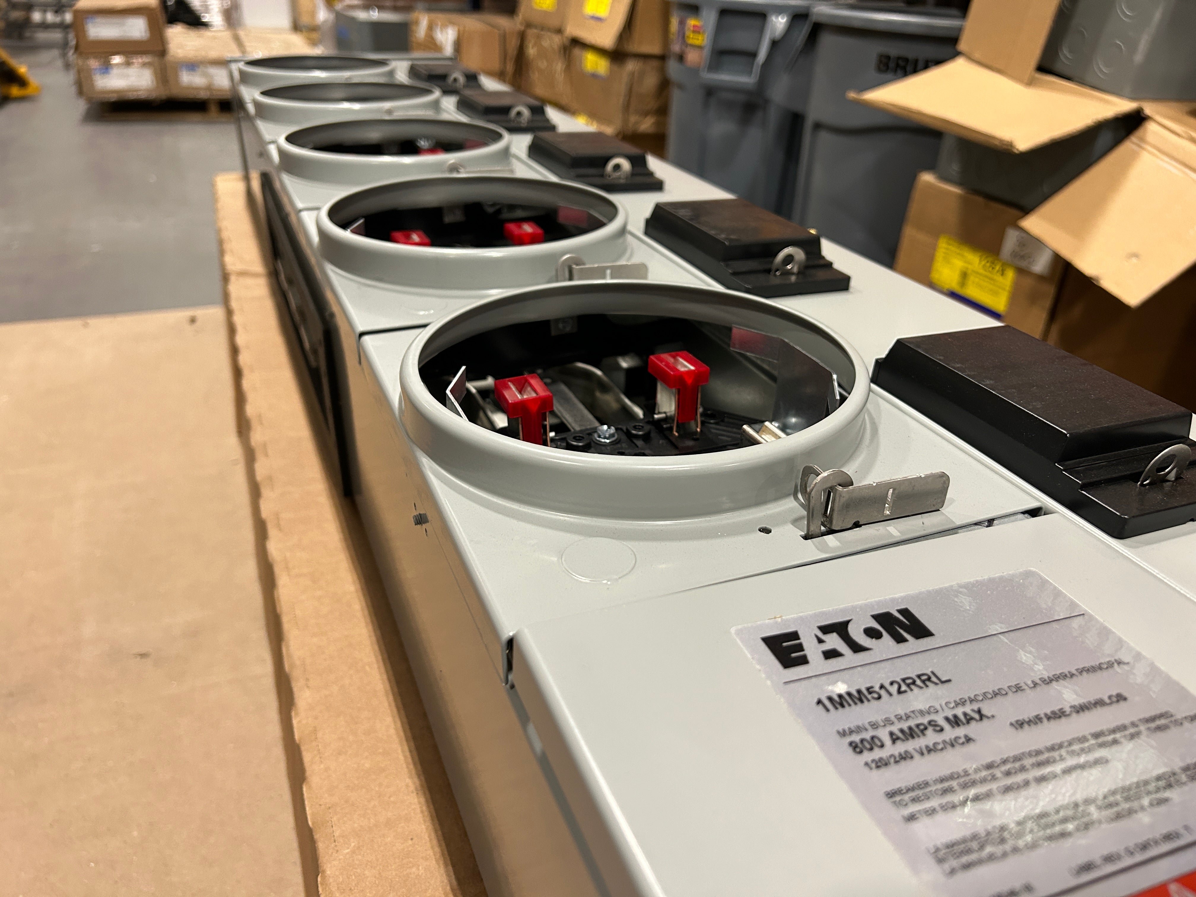 Eaton 1MM512RRL 1PH In / 1PH Out 5 Gang 125A Socket Ringless Meter Stack