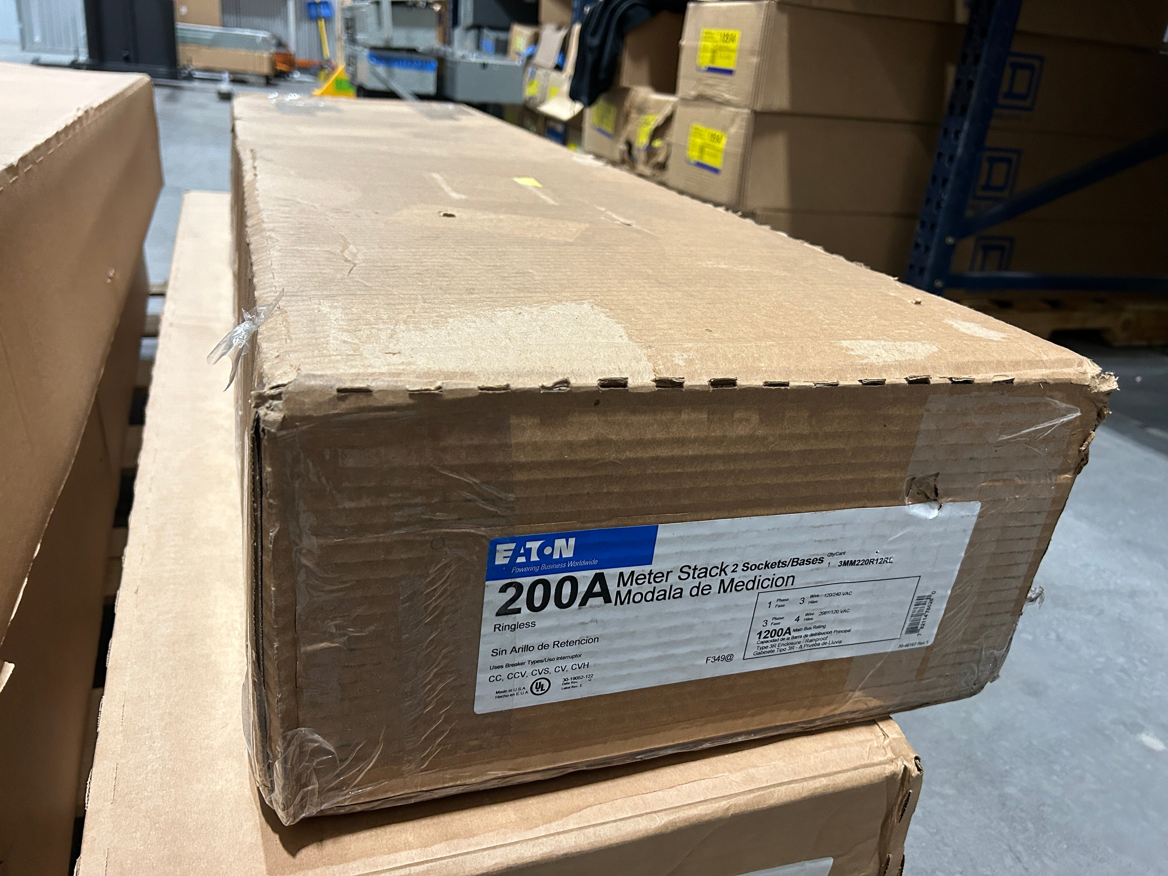 Eaton 3MM220R12RL 3PH In / 1PH Out 2 Gang 200A Socket 1200A Copper Busbar Ringless Meter Stack