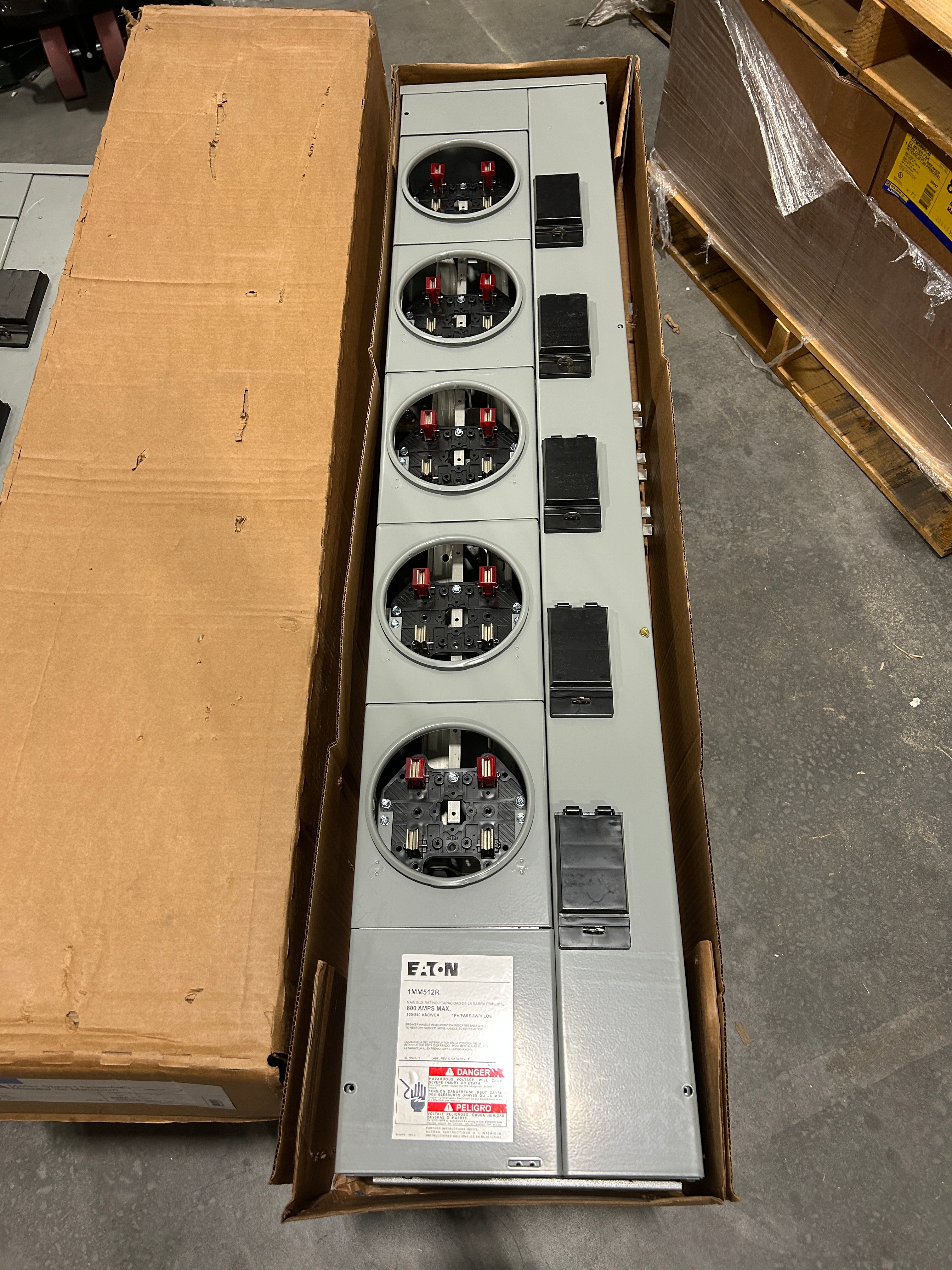 Eaton 1MM512R 1PH In / 1PH Out 5 Gang 125A Socket Ringed Meter Stack