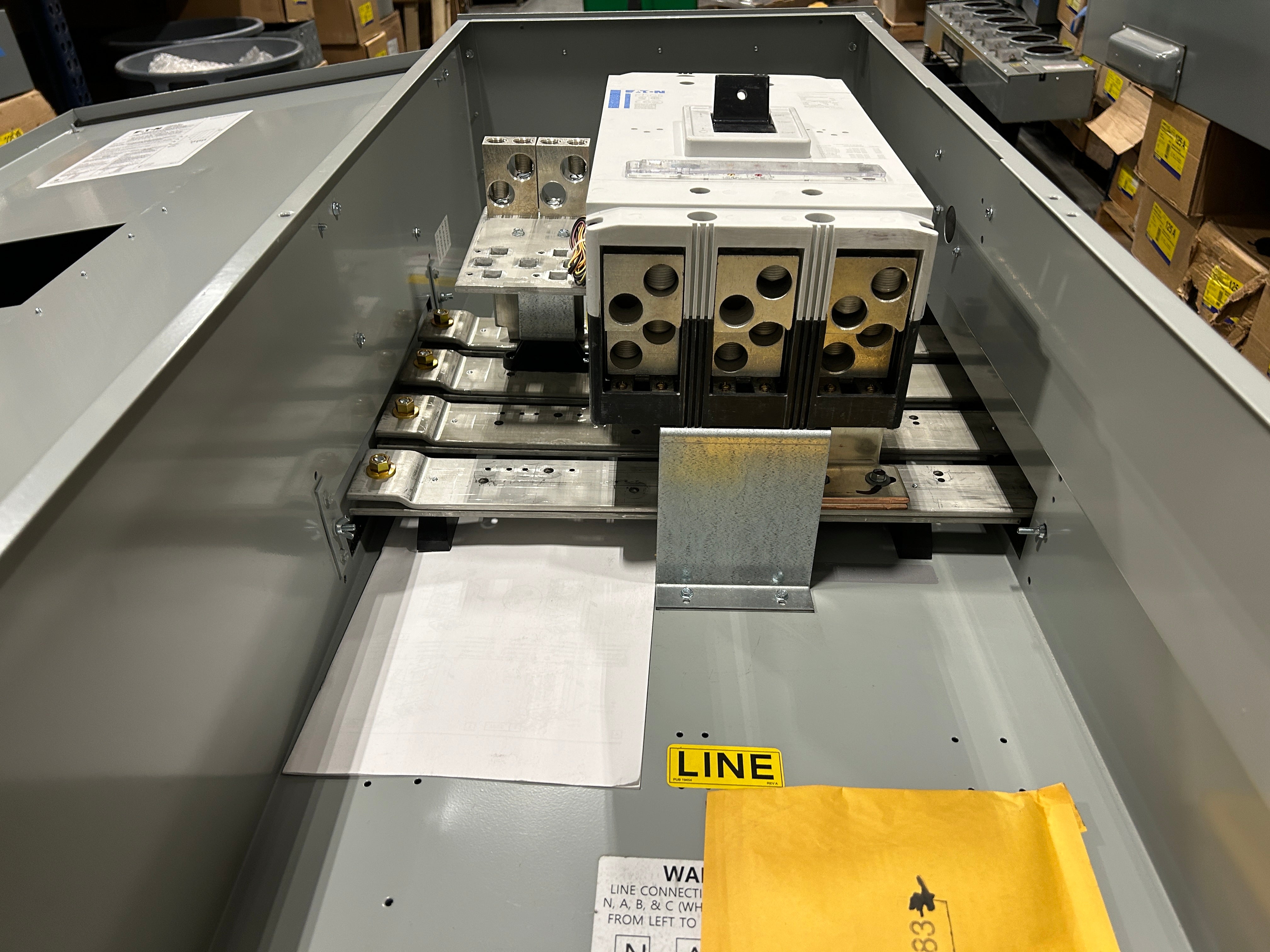 Eaton 3PMB1000R 3 Phase 1000A Main Disconnect w/ARMS Maintenance Mode