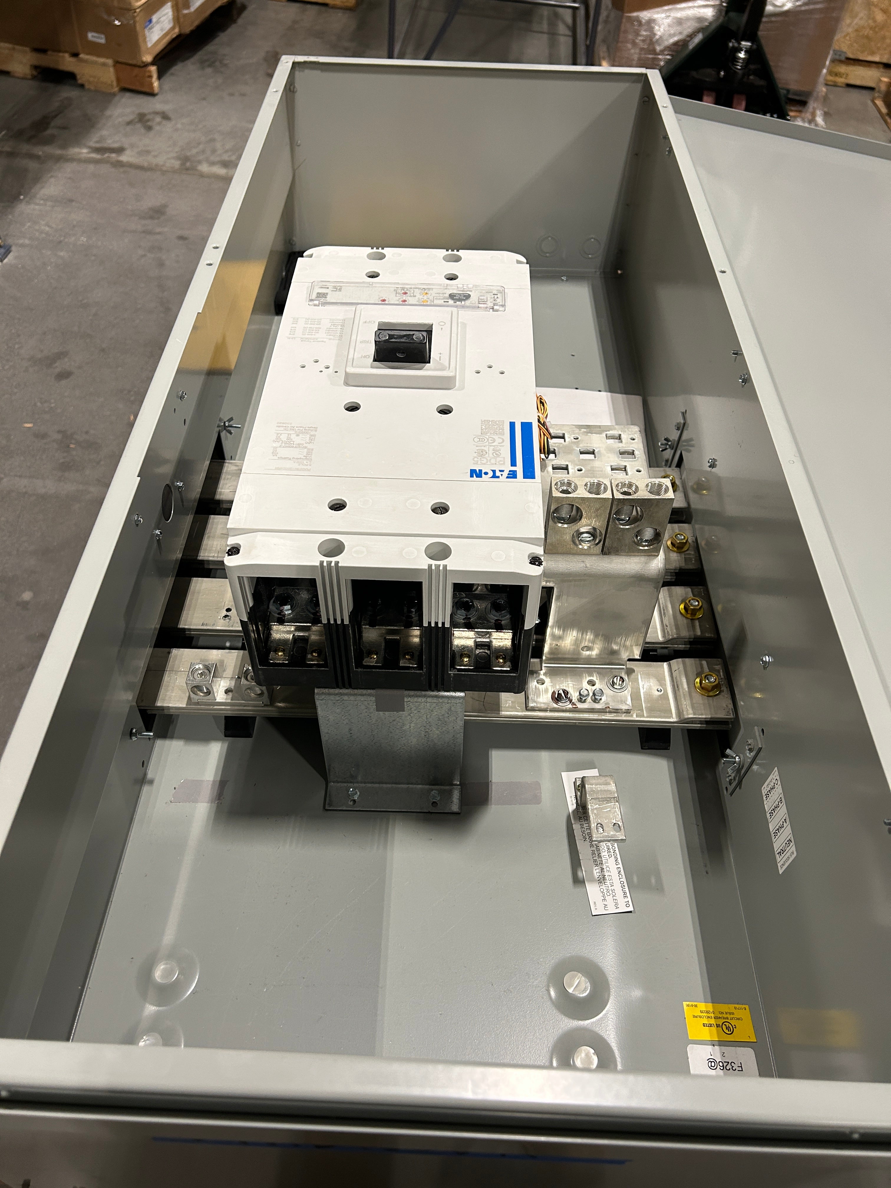 Eaton 3PMB1000R 3 Phase 1000A Main Disconnect w/ARMS Maintenance Mode