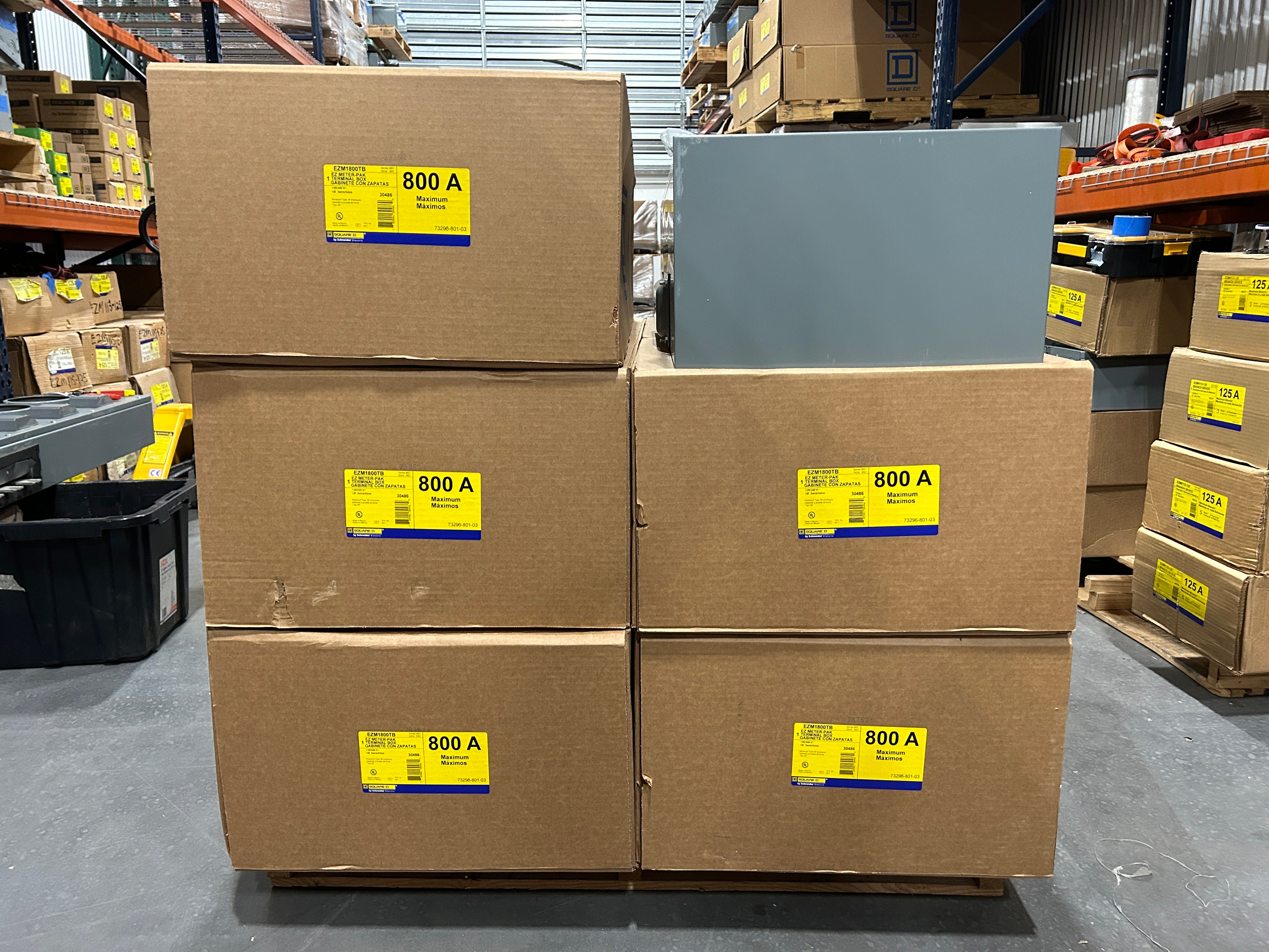 Square D EZM1800TB 800A Main Tap Box