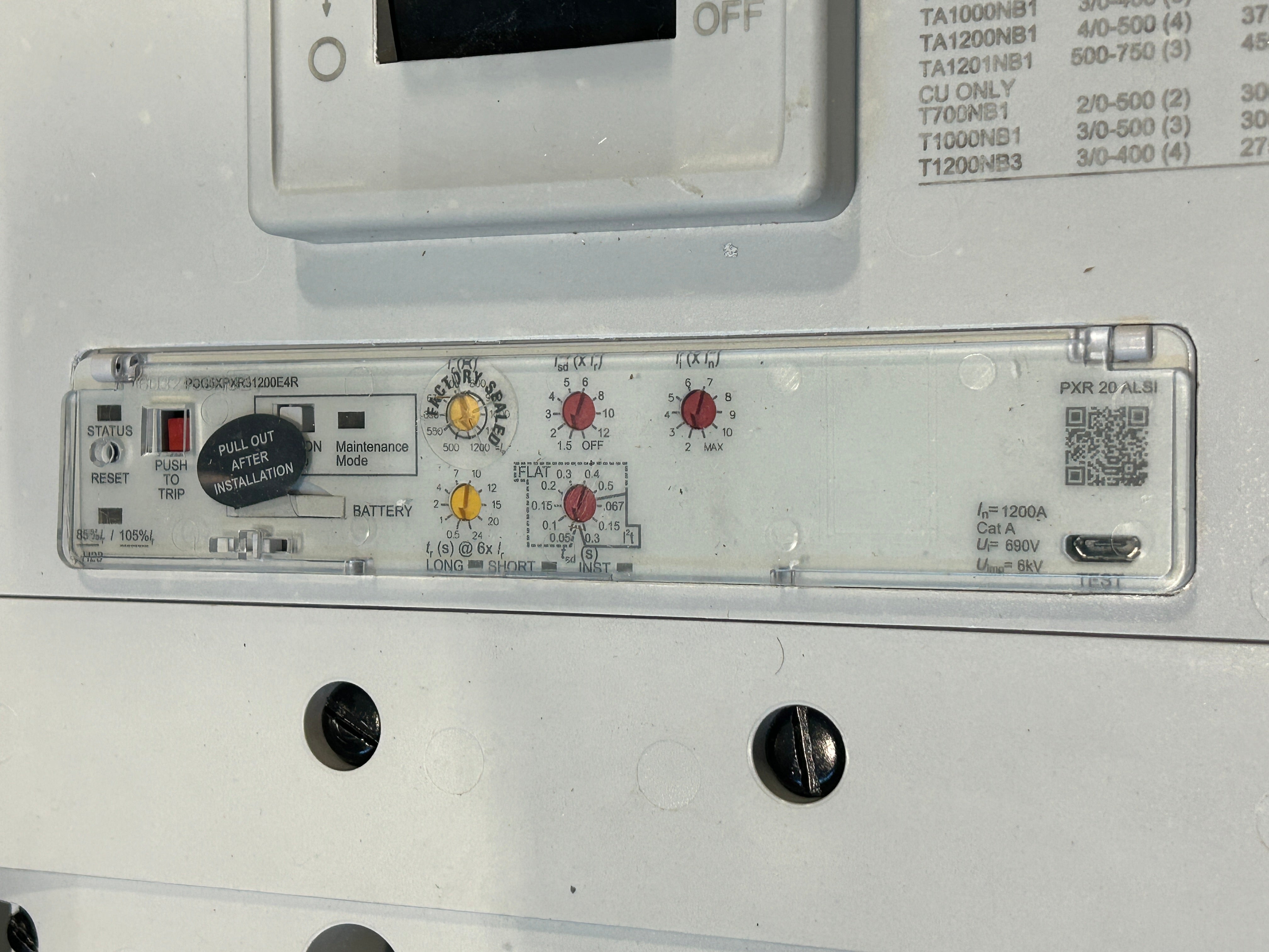 Eaton 1PMB1200R 1200A Single Phase Main Disconnect With Arcflash Reduction Maintenance System
