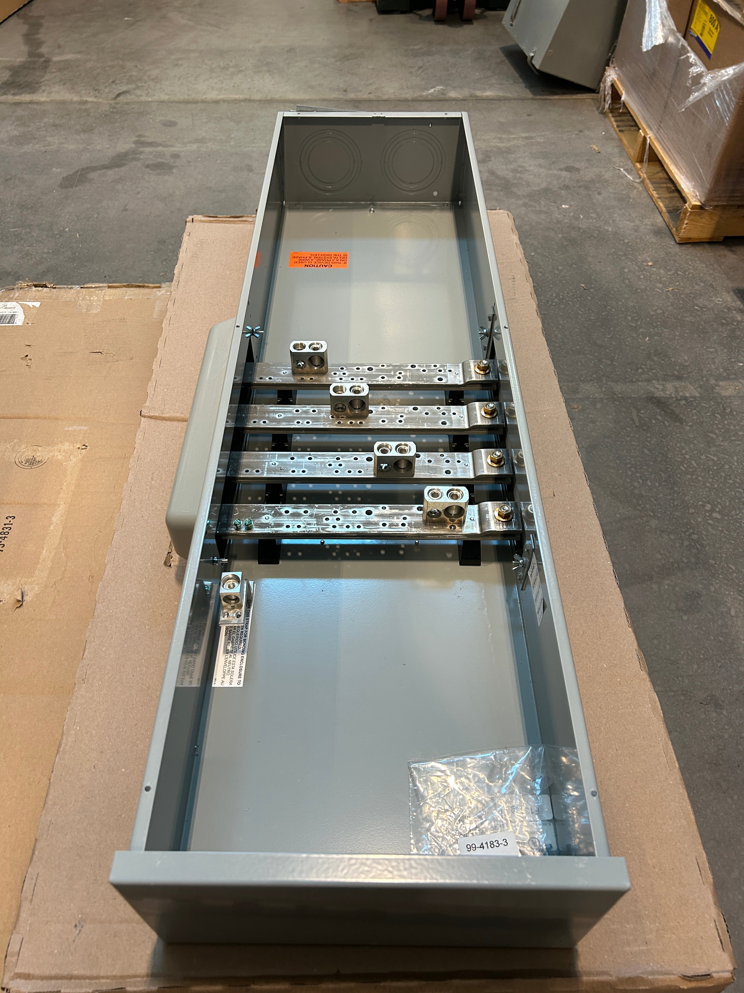 Eaton 3MTB400R 400A 3PH Main Tap Box