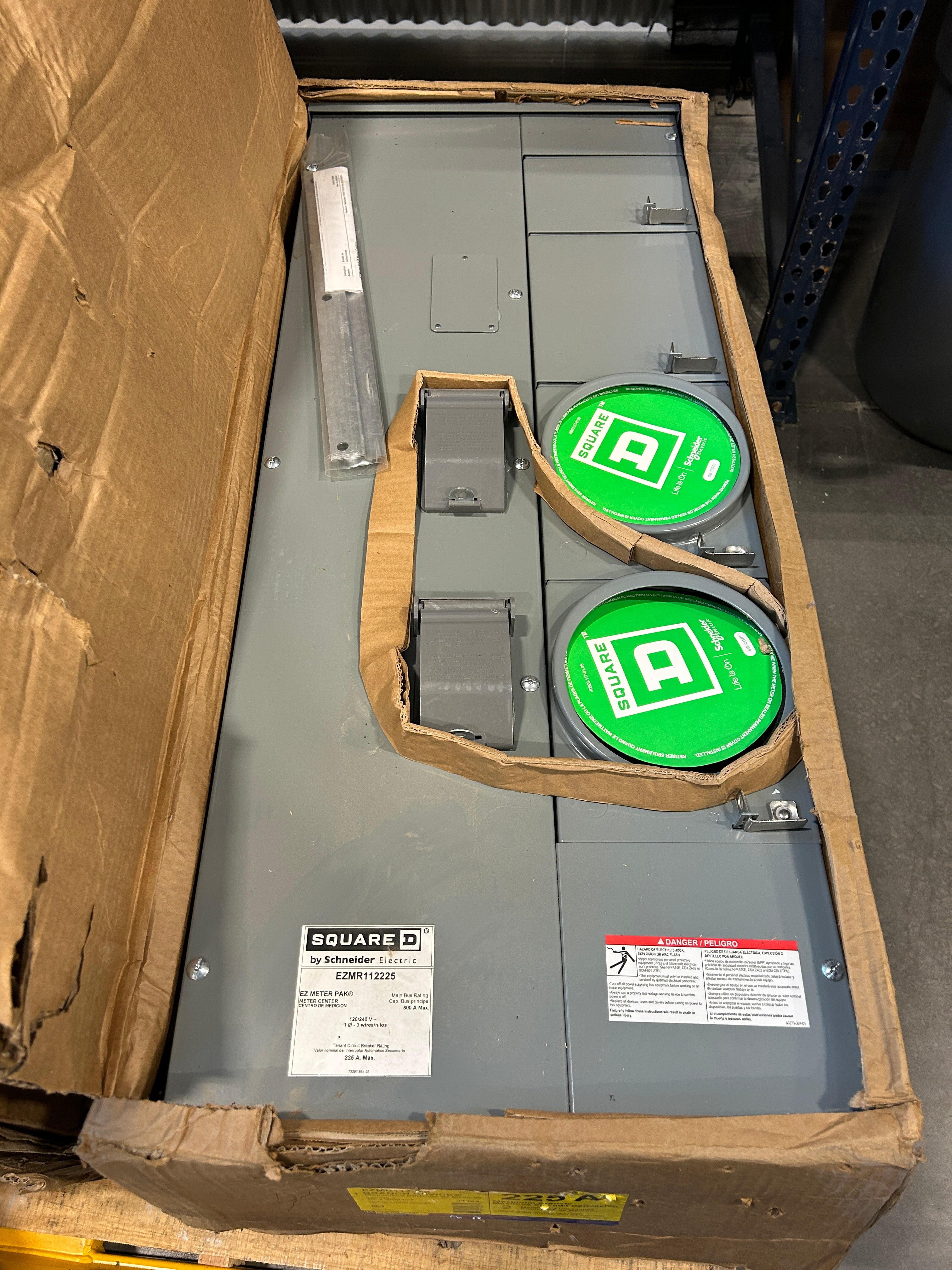 Square D EZMR112225 1PH In / 1PH Out 225A Socket 2 Gang Ringless Meter Stack