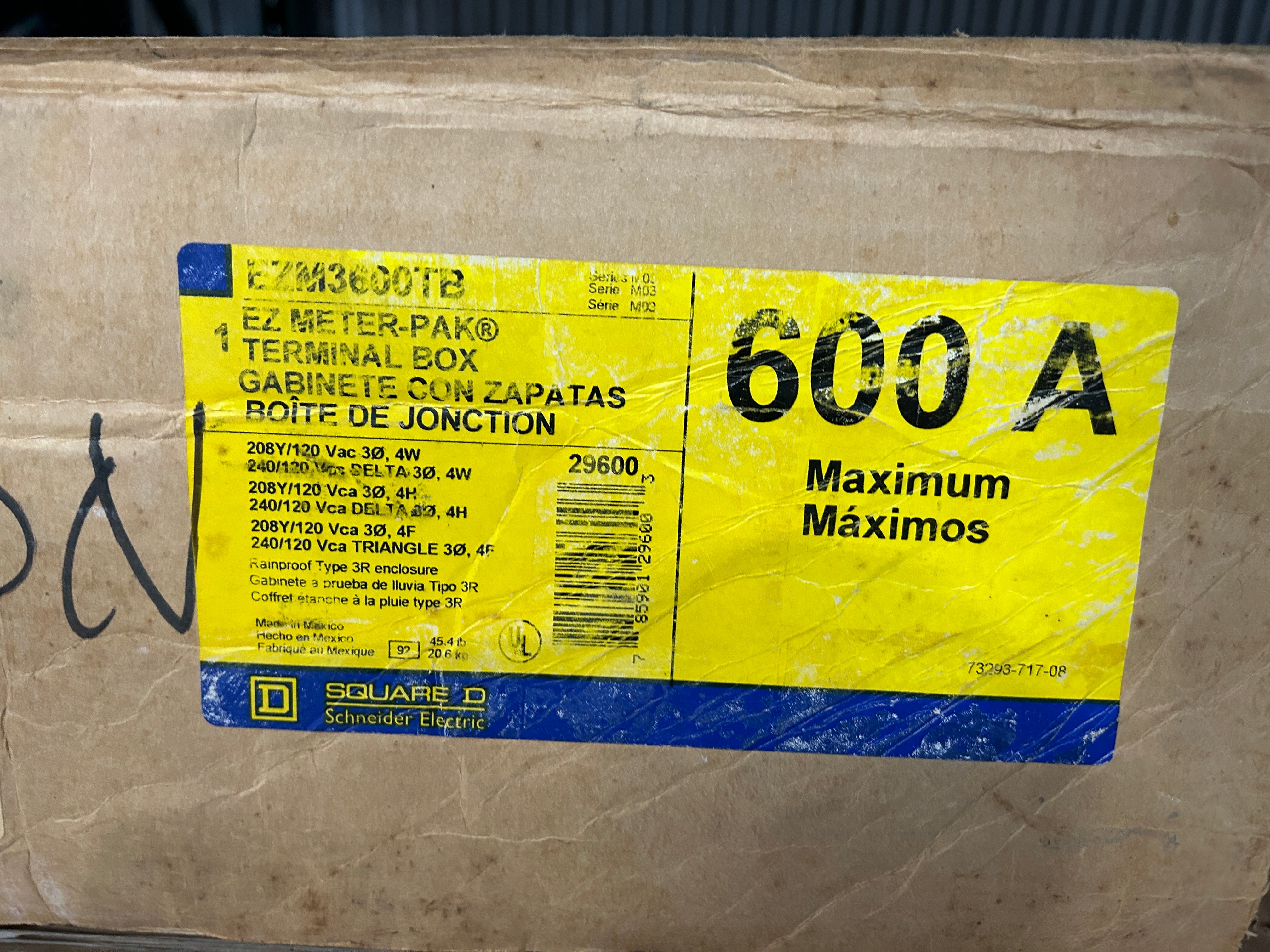 Square D EZM3600TB 600A Main Tap Box