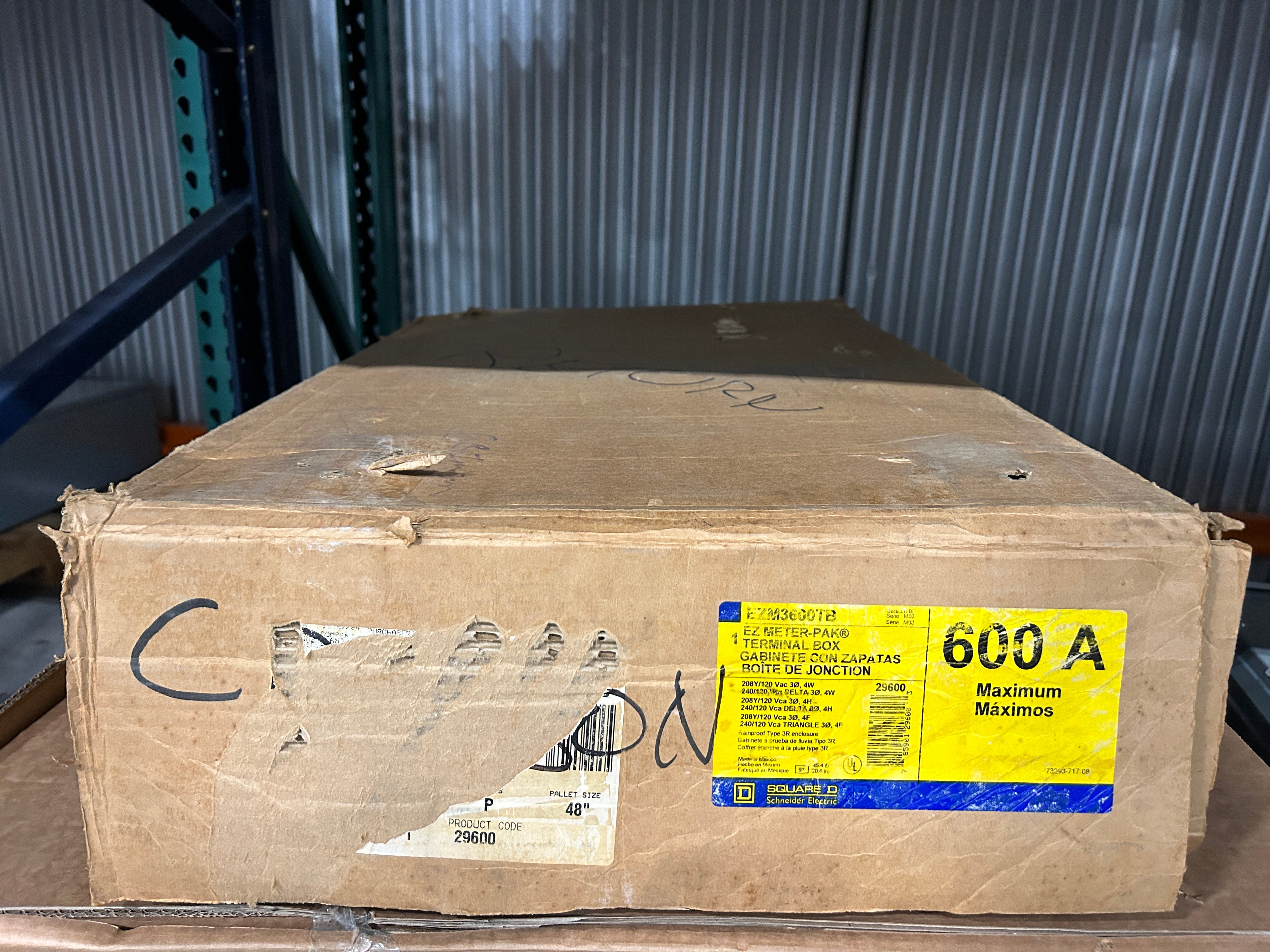 Square D EZM3600TB 600A Main Tap Box