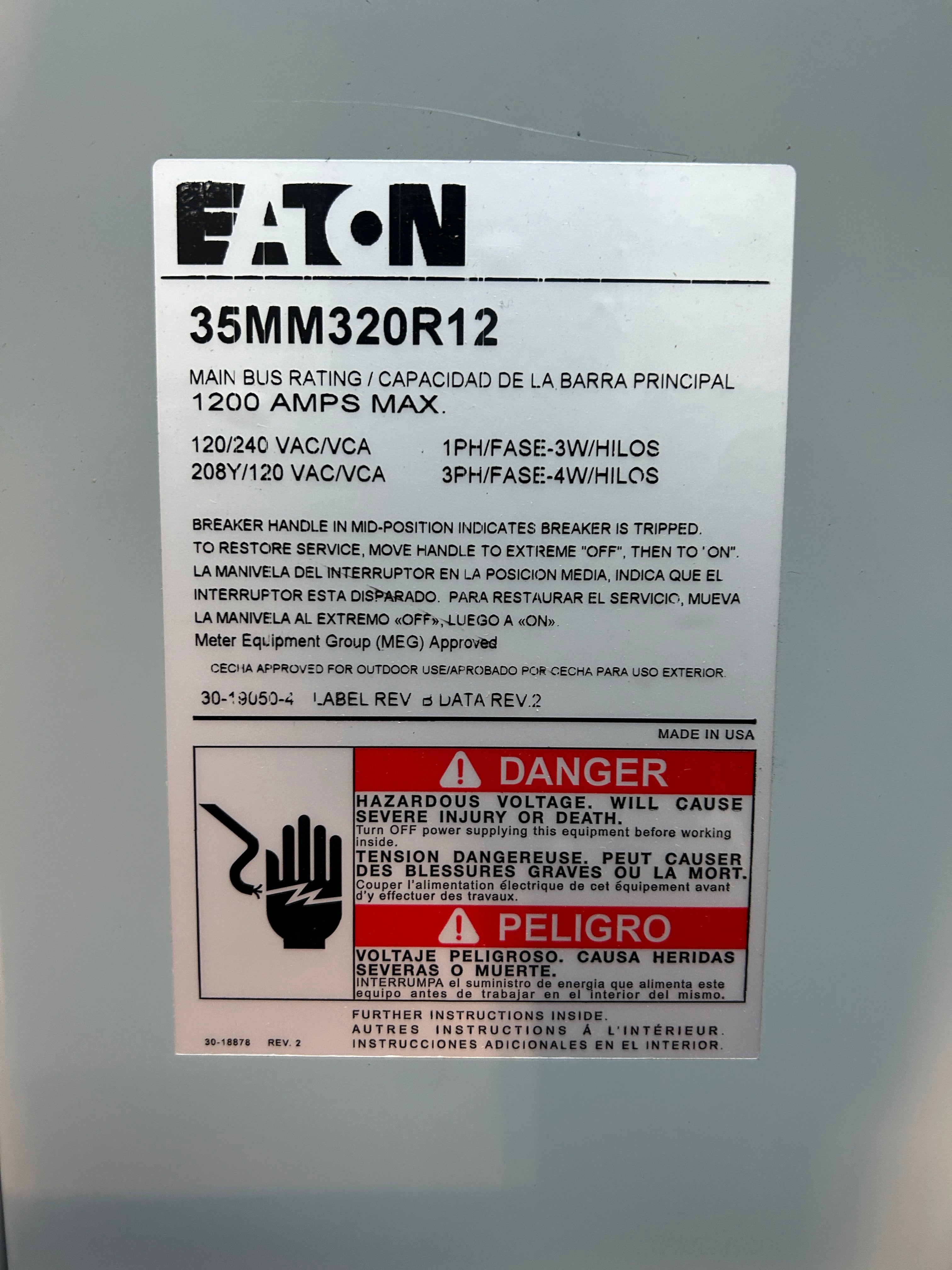 Eaton 35MM320R12 3PH In / 1PH Out 3 Gang 225A Socket Ringless Lever Bypass 1200A Bus Meter Stack