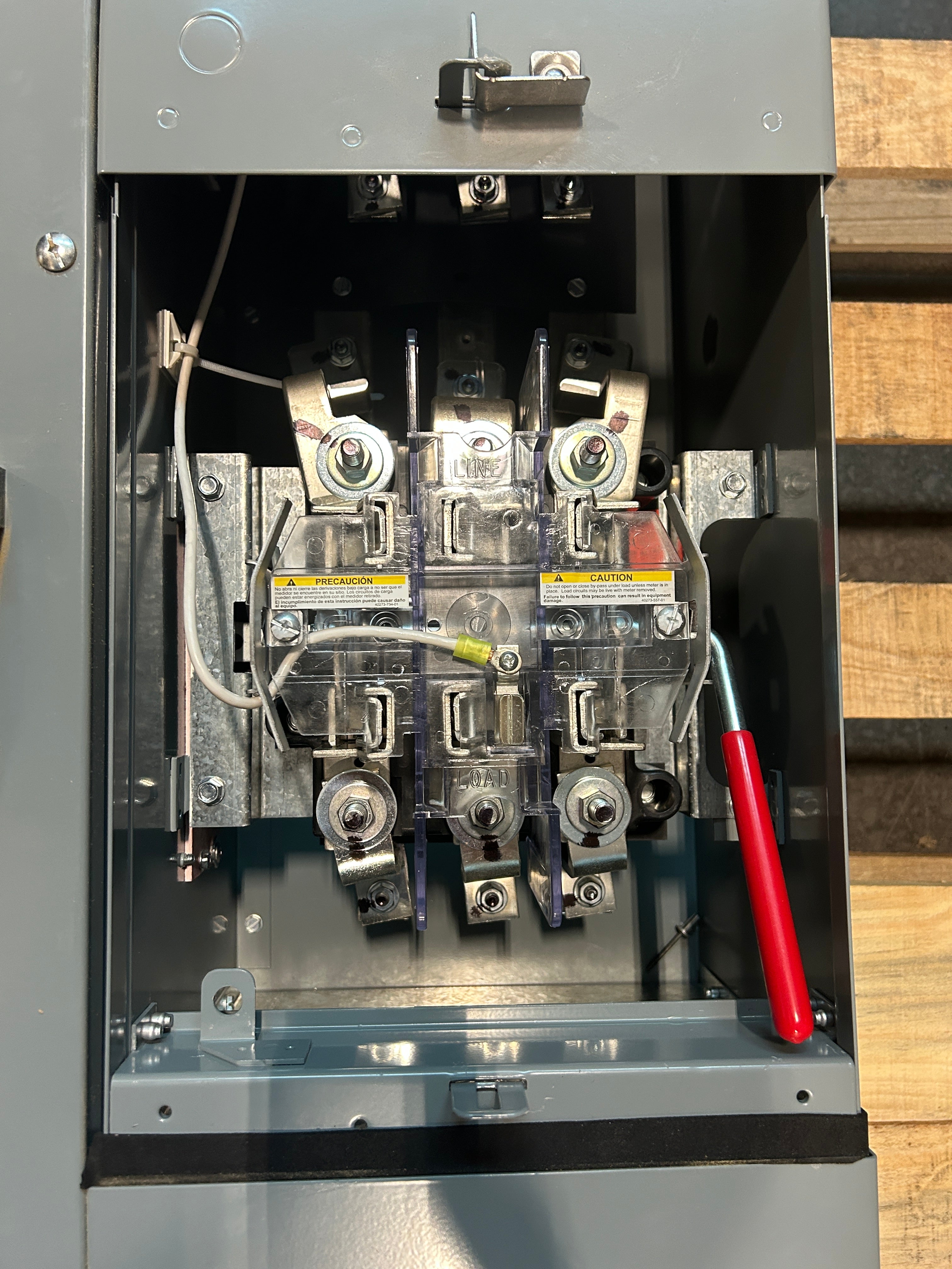Square D EZML333225 3PH In / 3PH Out 3 Gang Ringless Lever Bypass 225A Socket 1200A Copper Busbar Meter Stack