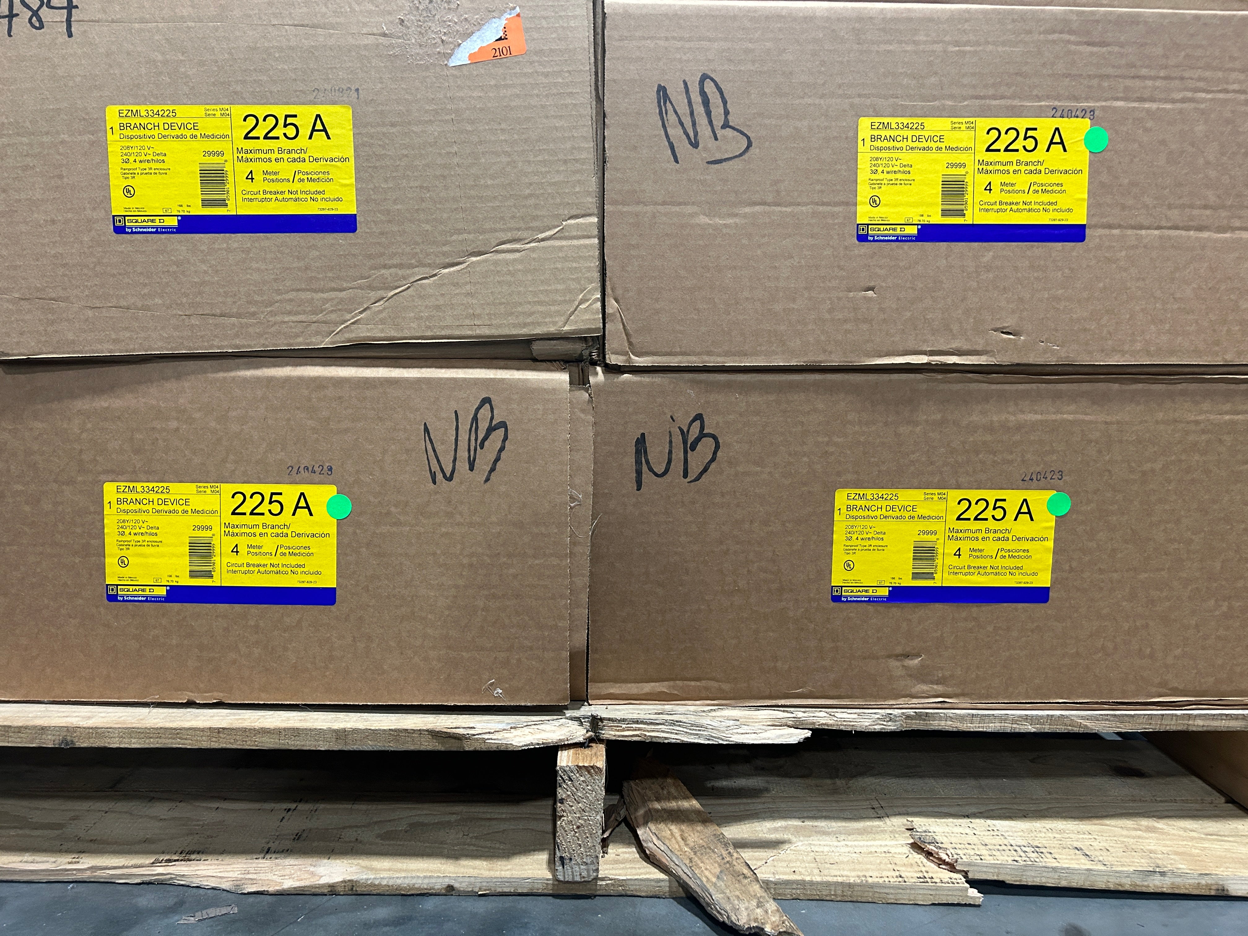 Square D EZML334225 3PH In / 3PH Out 4 Gang Ringless Lever Bypass 225A Socket Meter Stack