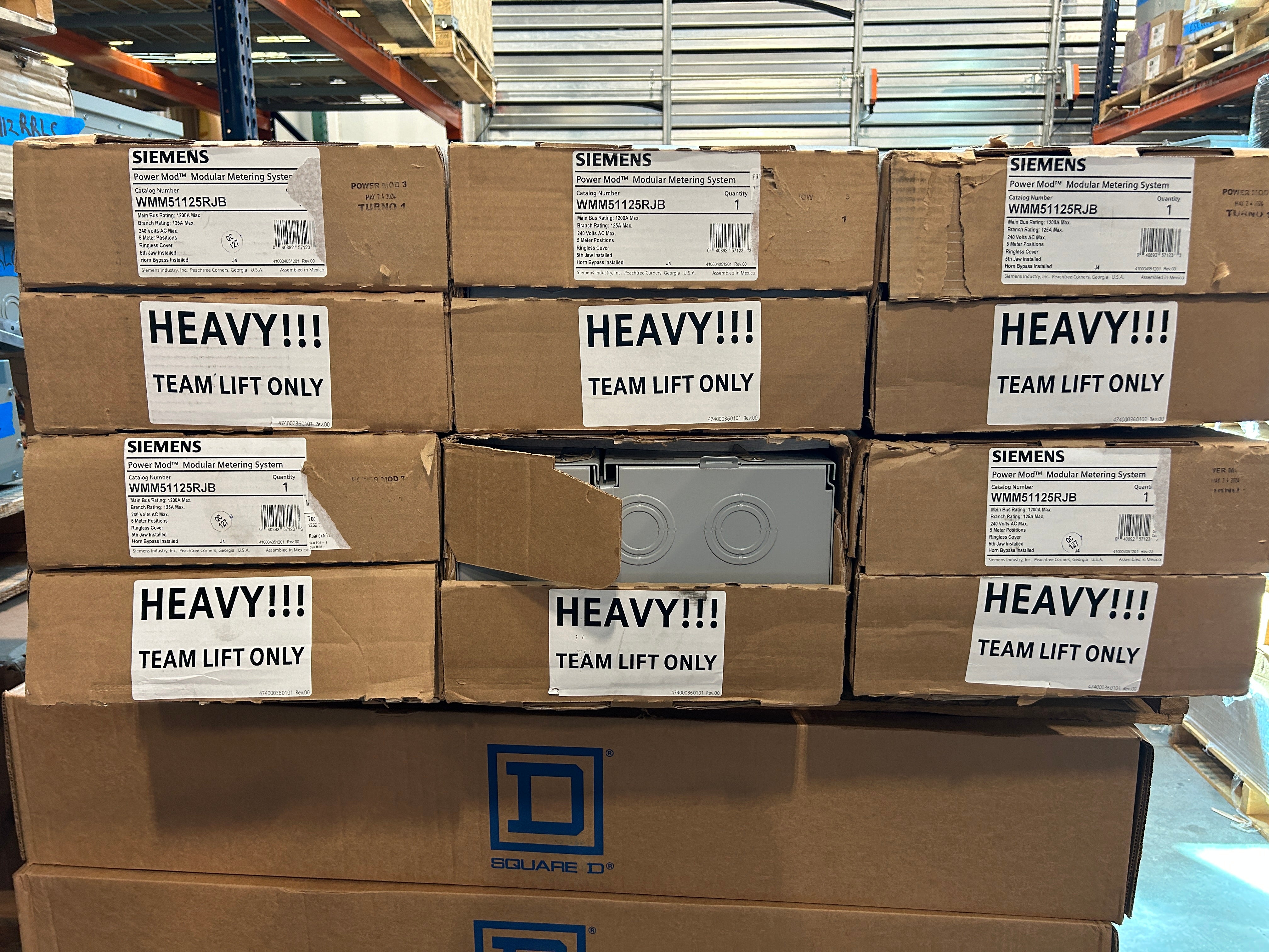 Siemens WMM51125RJB 1PH In / 1PH Out 5-Gang 125A Ringless Horn Bypass 5 Jaw Meter Stack
