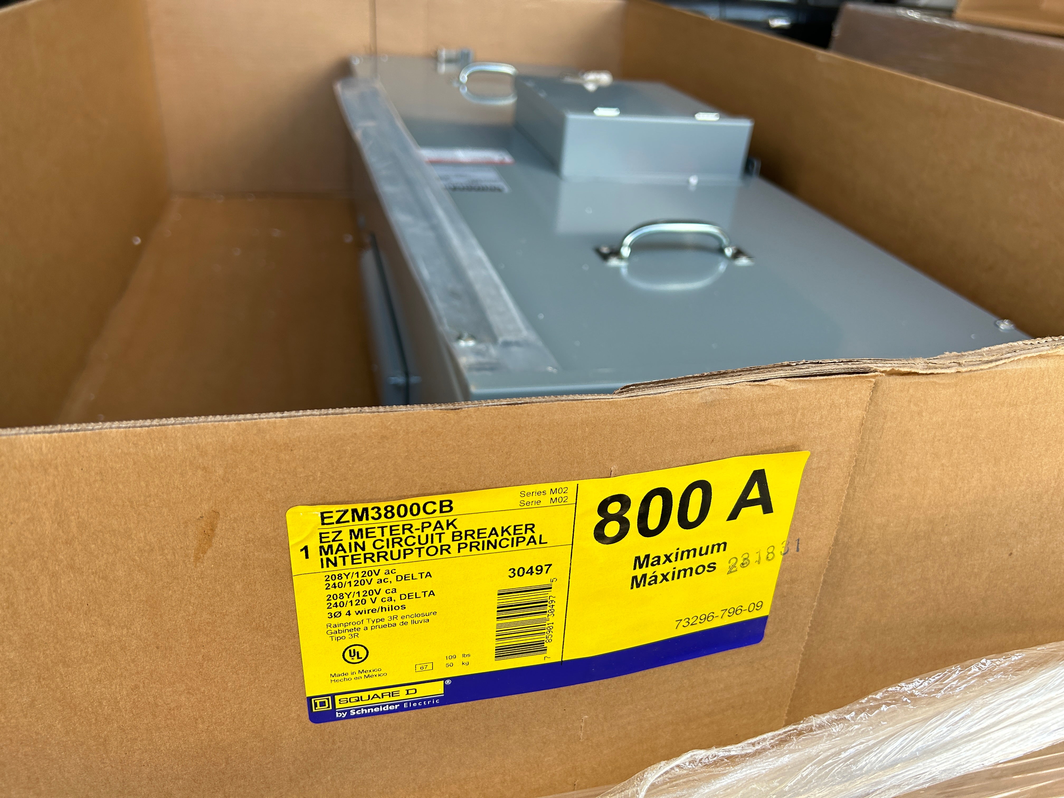 Square D EZM3800CB 800A Main Circuit Breaker Disconnect