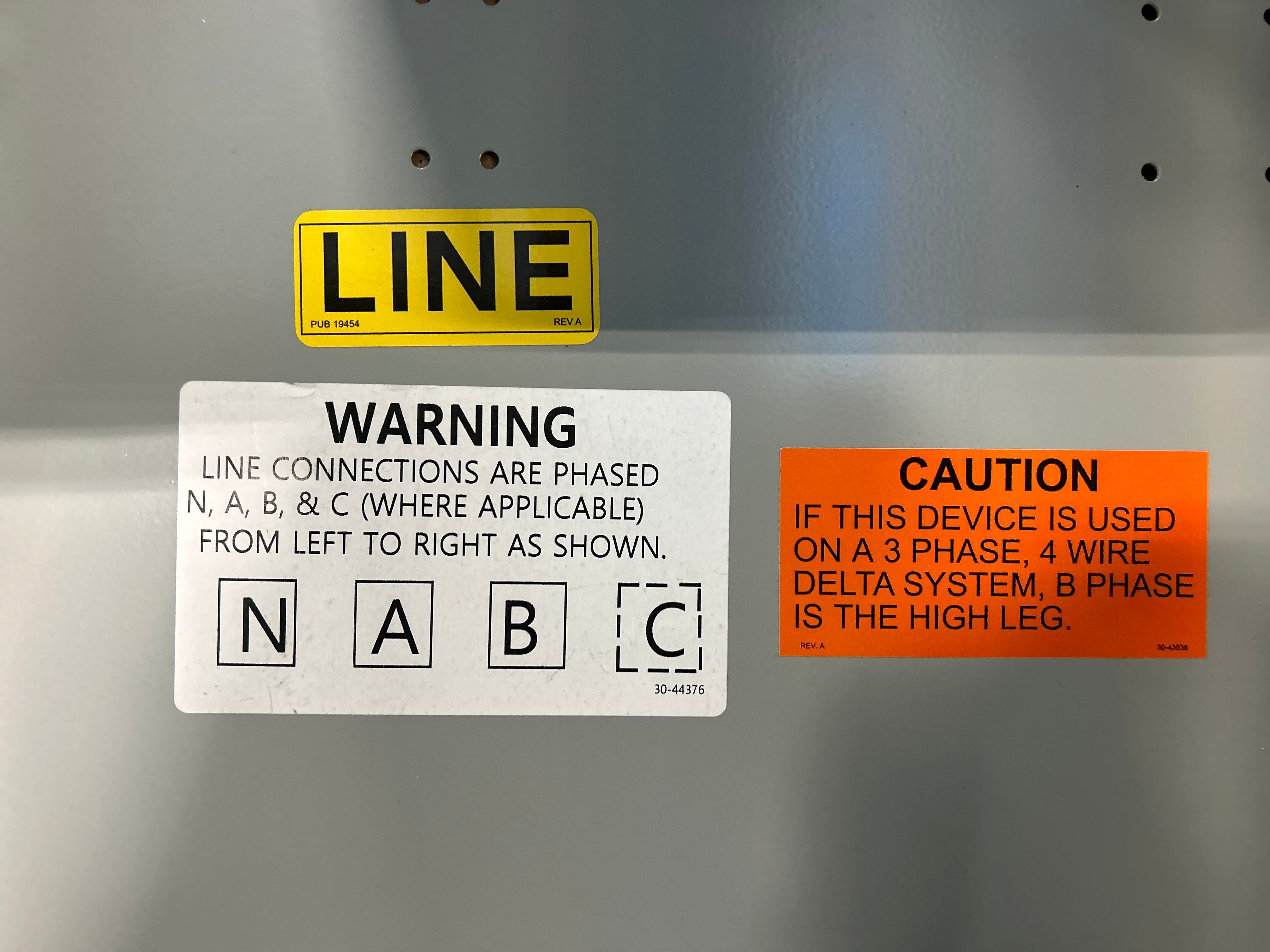 Eaton 3PMB800R750 (Similar to 3PMB800R) 3 Phase 800A Main Circuit Breaker Disconnect