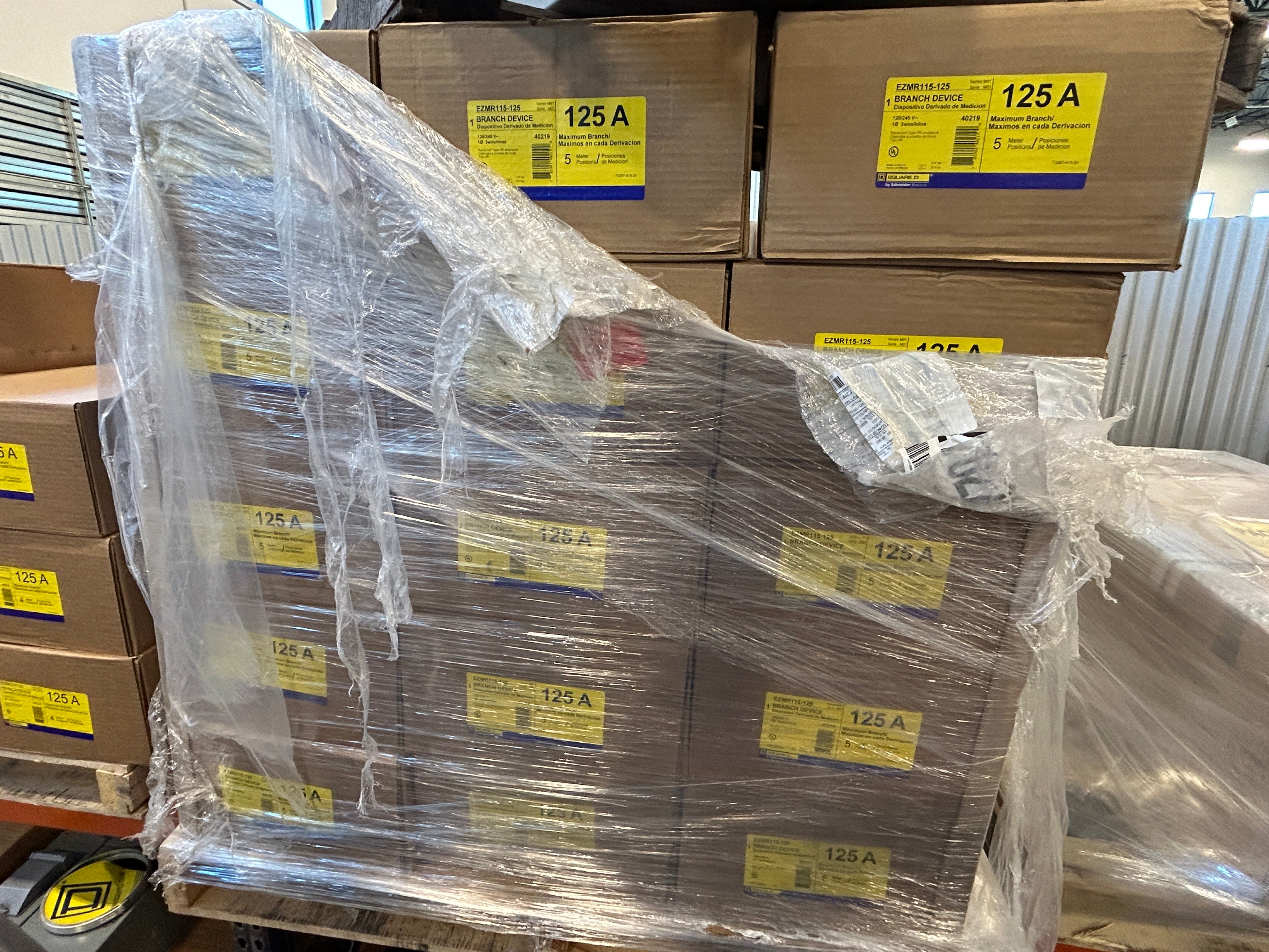 Square D EZMR115125 1PH 5 Gang 125A Socket Ringless Meter Stack