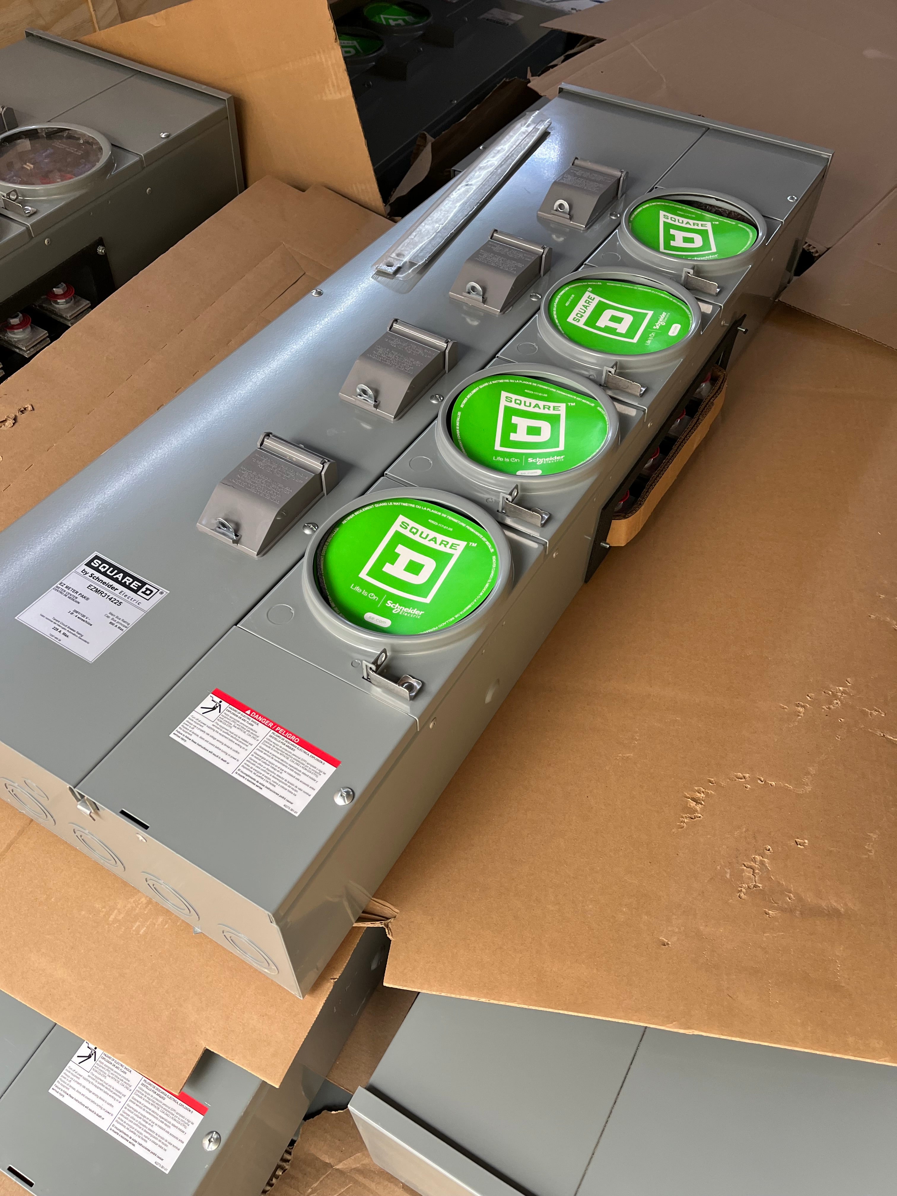 Square D EZMR314225 3PH In / 1PH Out 225A Ringless 4 Gang Meter Stack