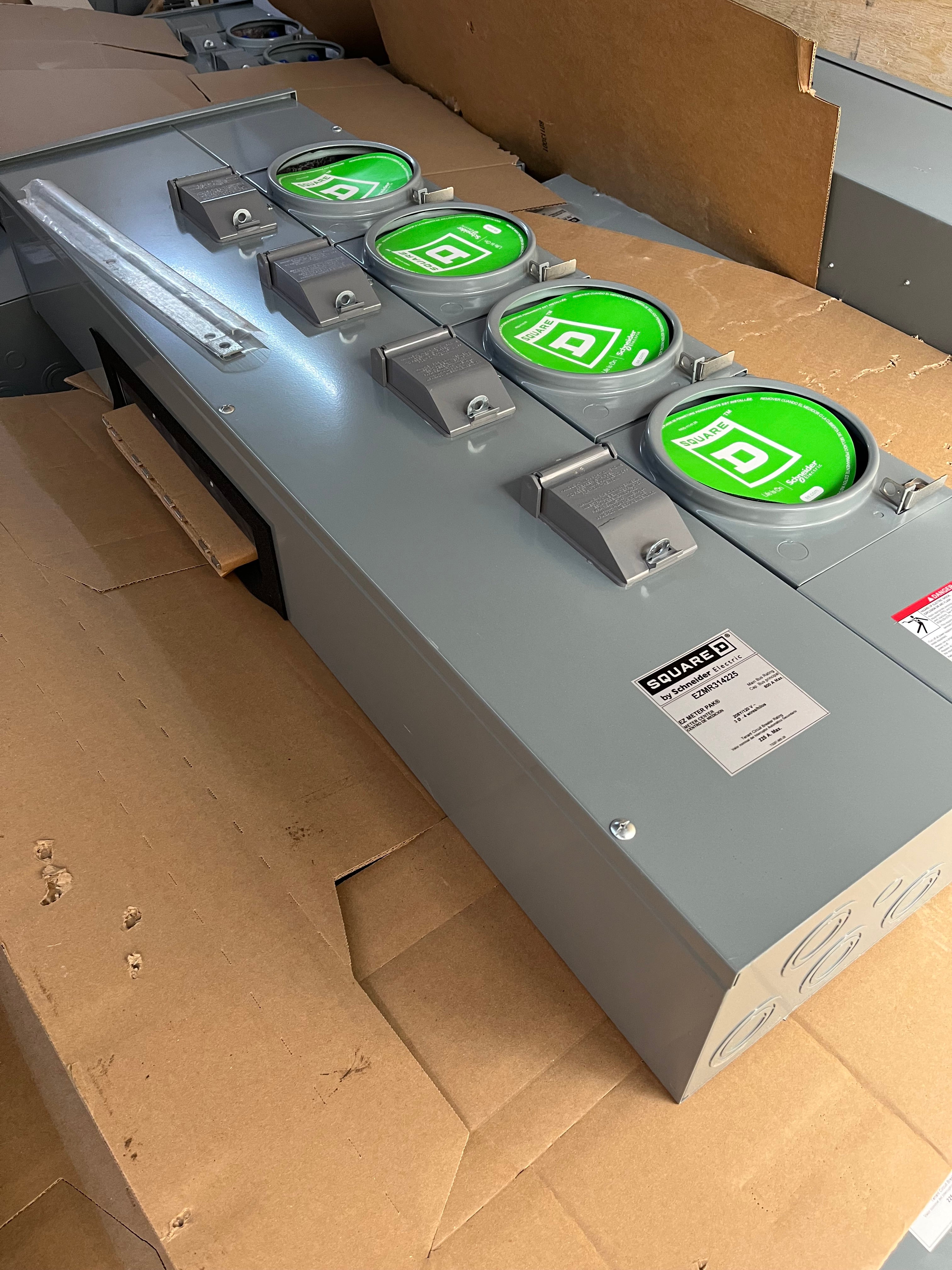 Square D EZMR314225 3PH In / 1PH Out 225A Ringless 4 Gang Meter Stack