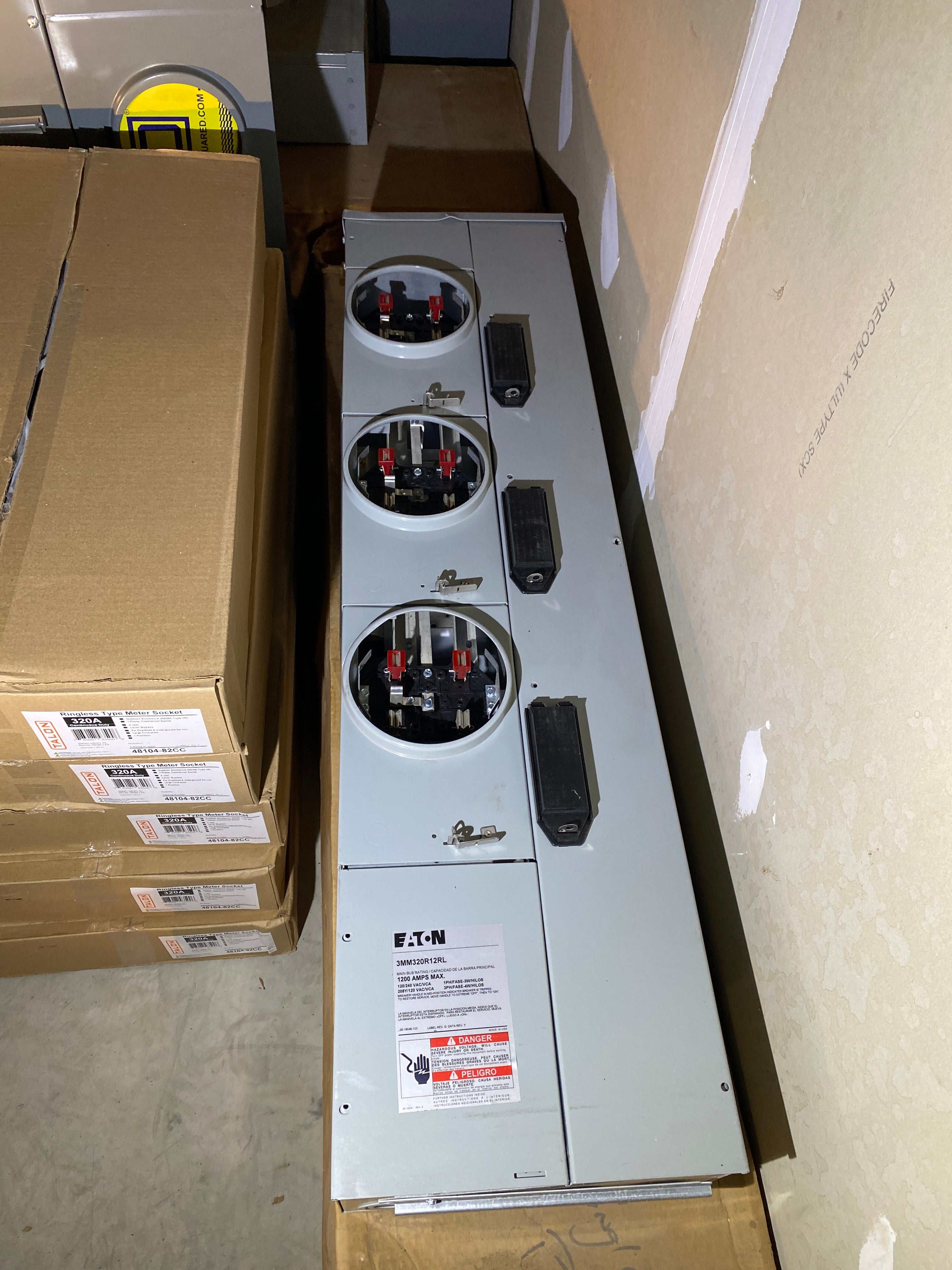 Eaton 3MM320R12RL 3 Phase 3 Gang Meter Stack