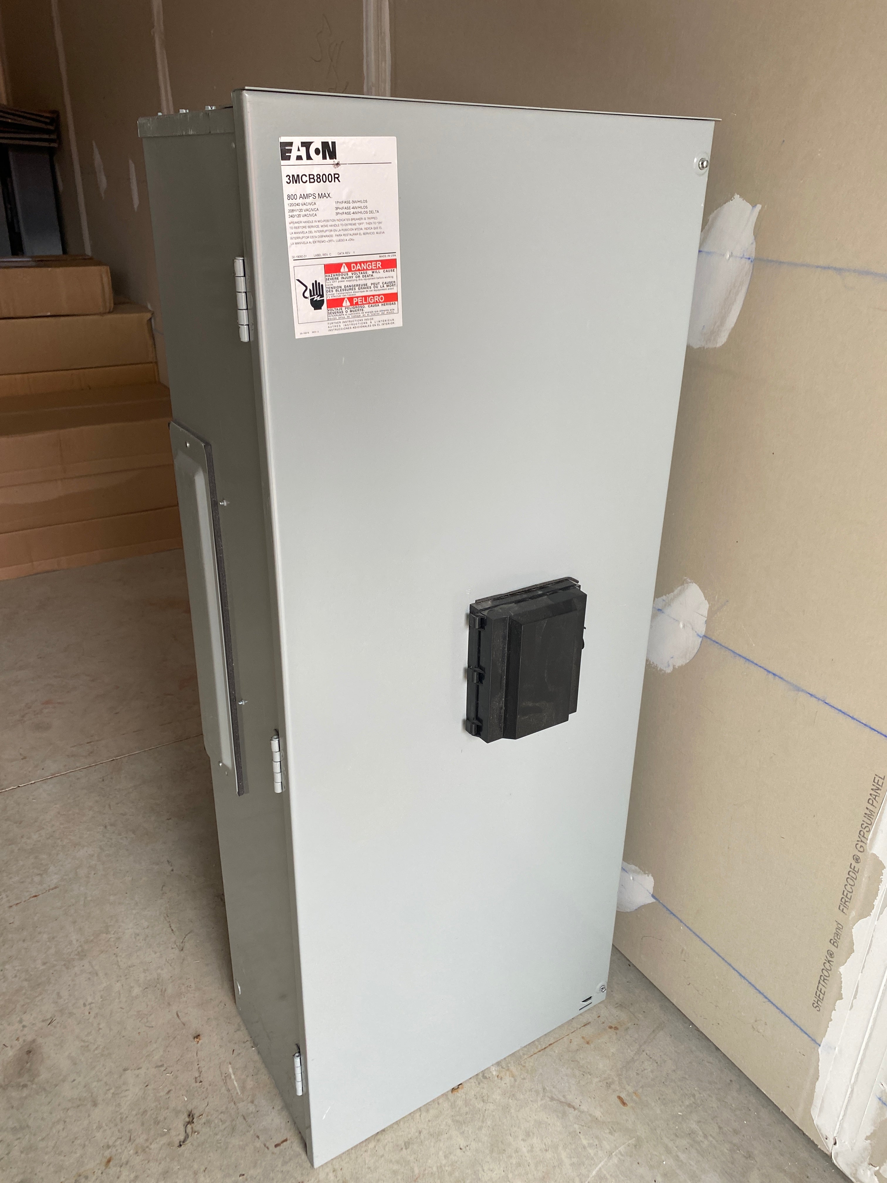 Eaton 3MCB800R 800A Three Phase Main Circuit Breaker Disconnect