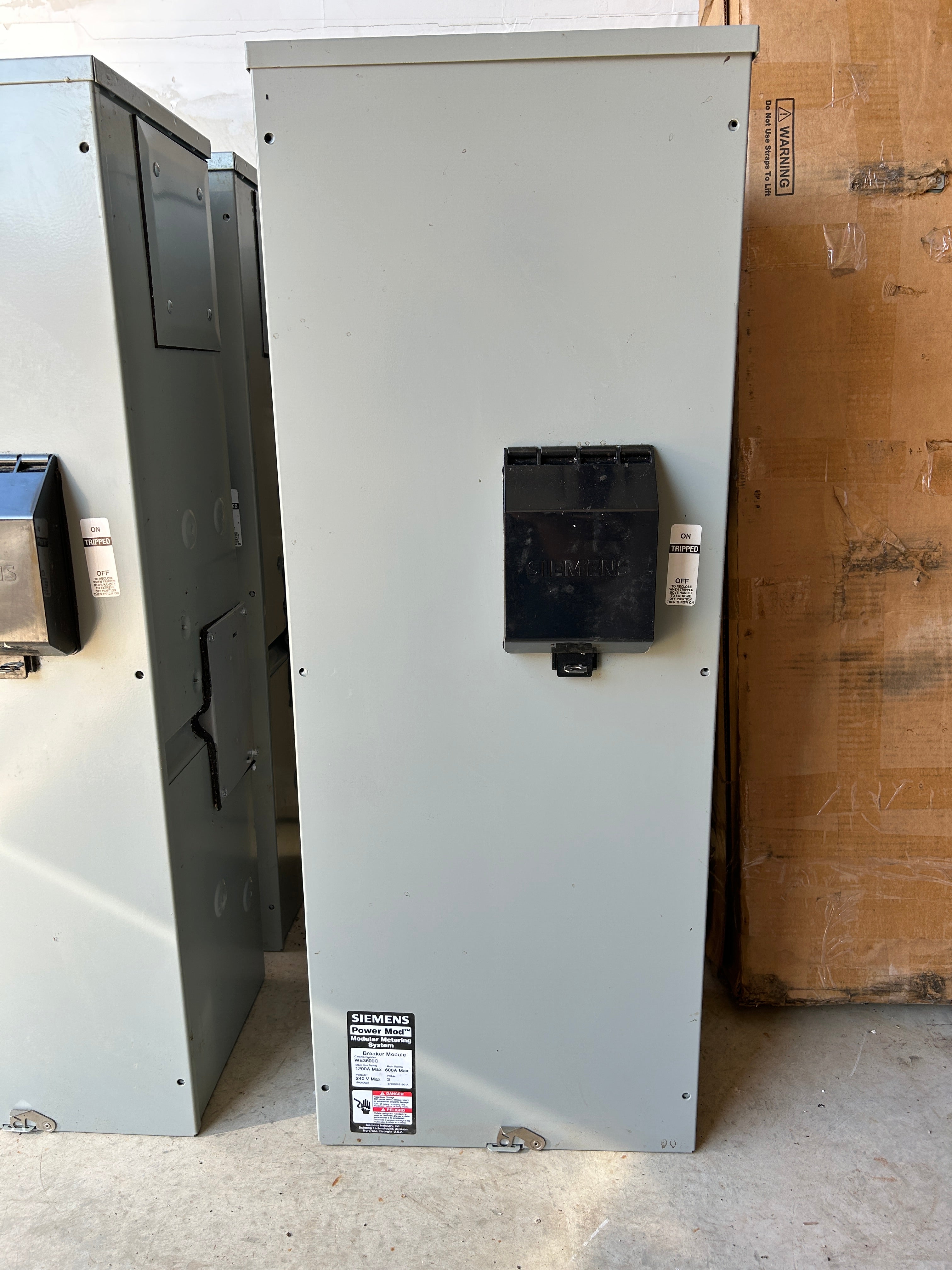 Siemens WB3600C 3 Phase 600 Amp Main Circuit Breaker Disconnect