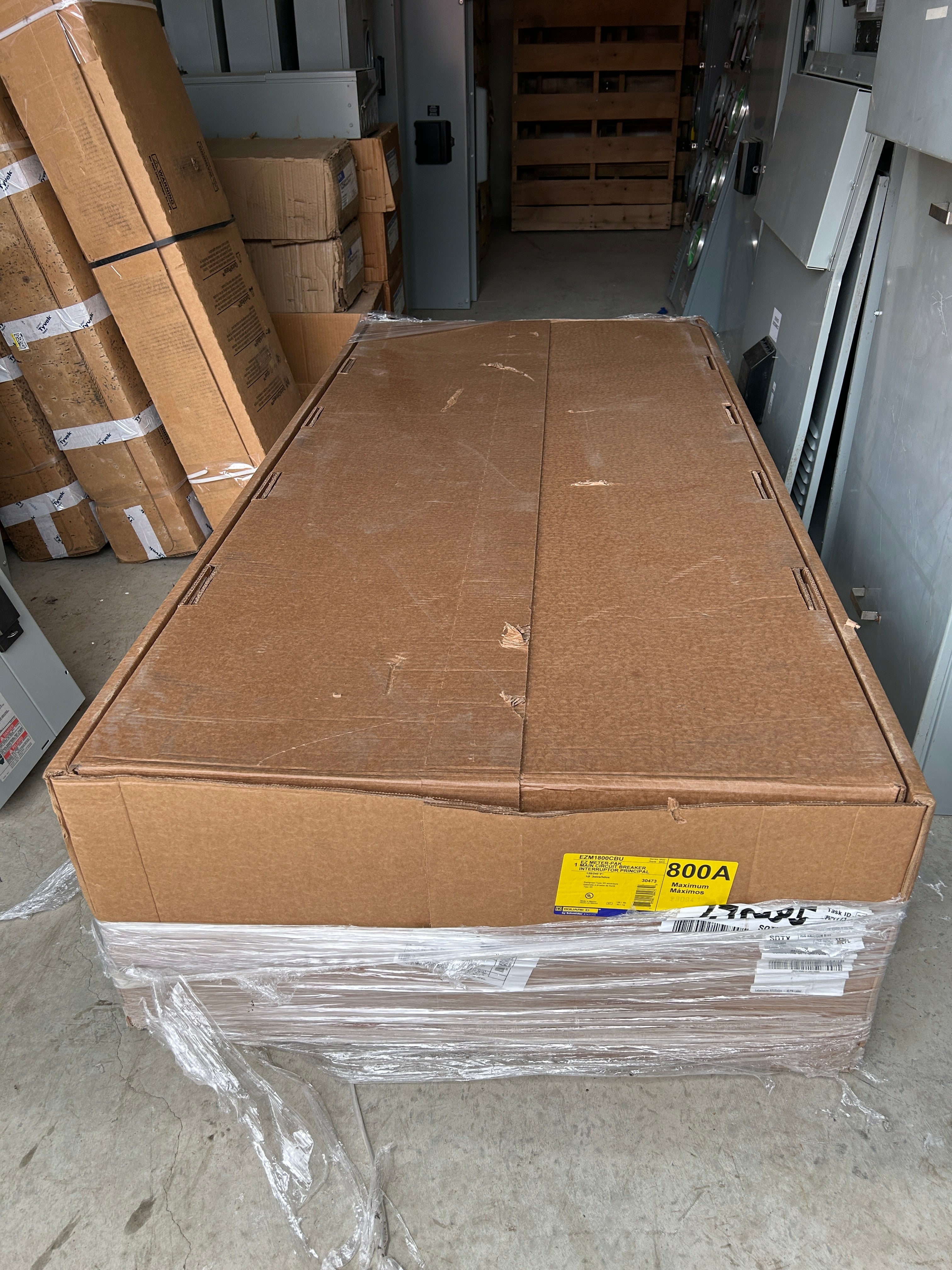 Square D EZM1800CBU 800A Main Circuit Breaker Disconnect