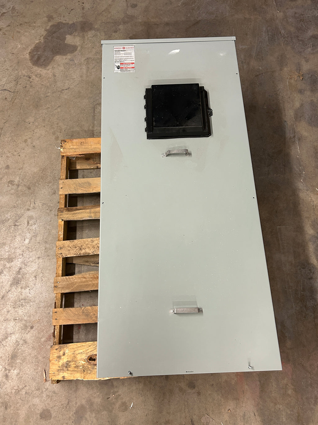 Main Disconnect Module Gear GE TMP3BB16RARST 3PH 1600A Main Disconnect w/Arc Flash Maintenance Swi
