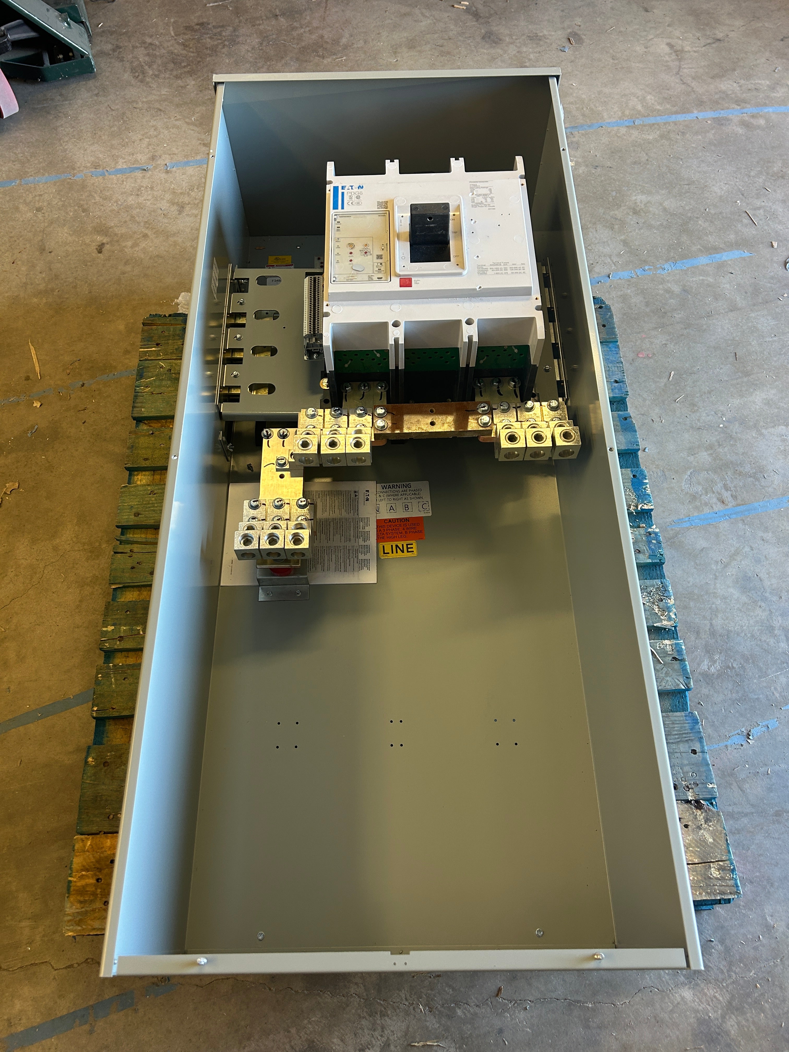 Eaton 1PMB1600RBC600 Single Phase 1600A ARMS Maintenance Mode 100kAIC Main Disconnect