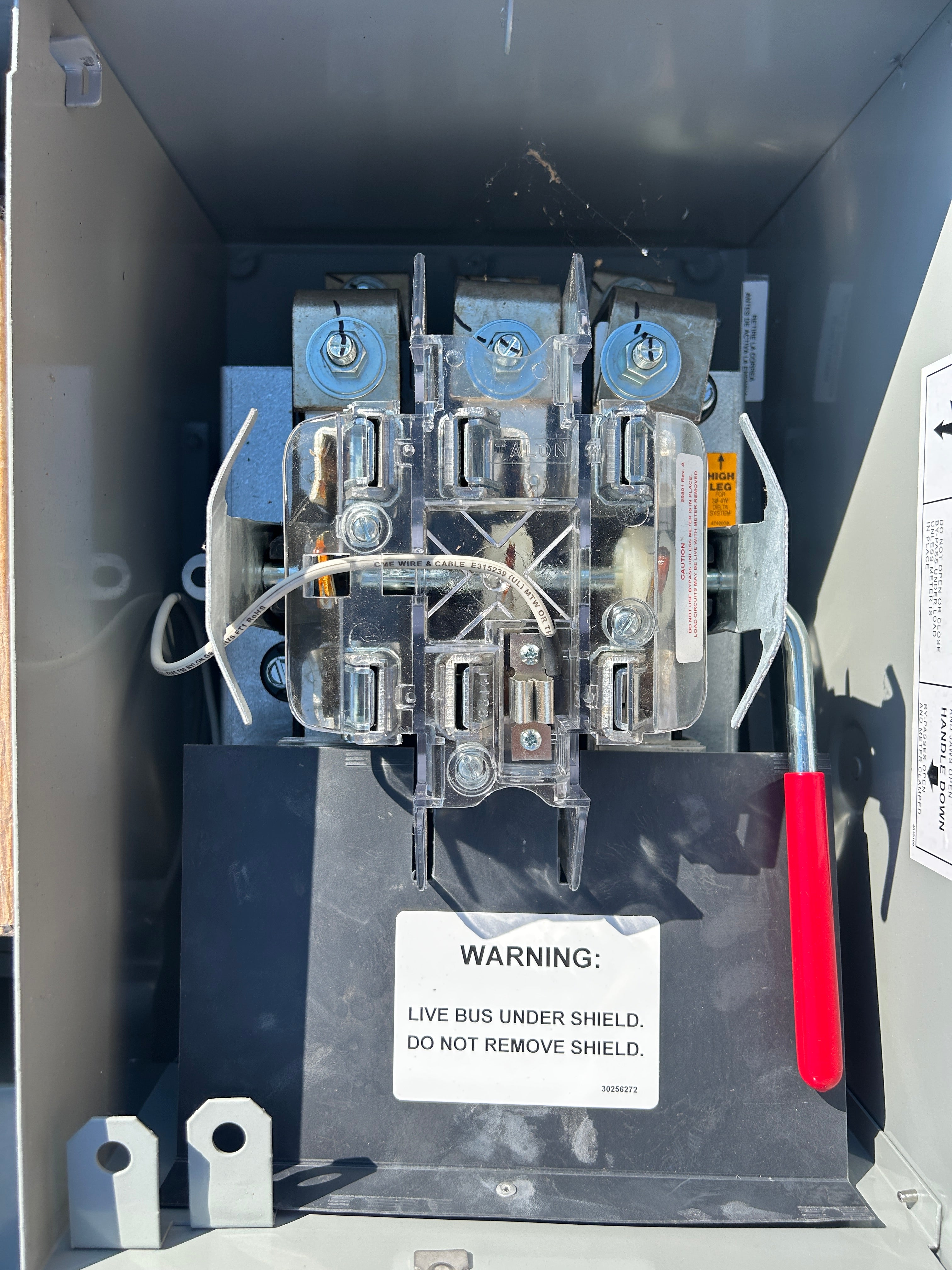 Siemens WML13400RJFS 3PH In/Out Ringless Lever Bypass 400A Fused Meter