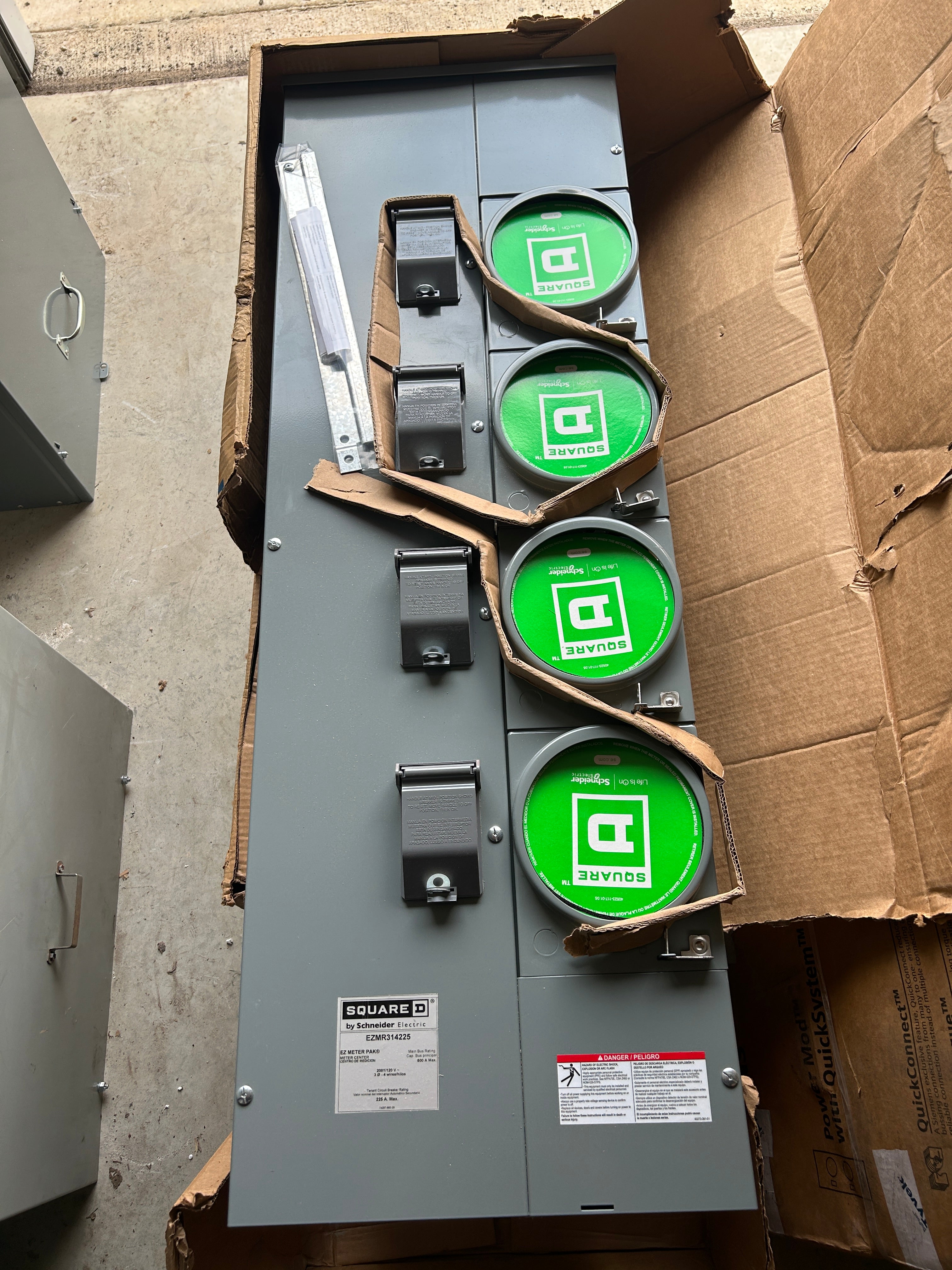 Square D EZMR314225 3PH In / 1PH Out 225A Ringless 4 Gang Meter Stack