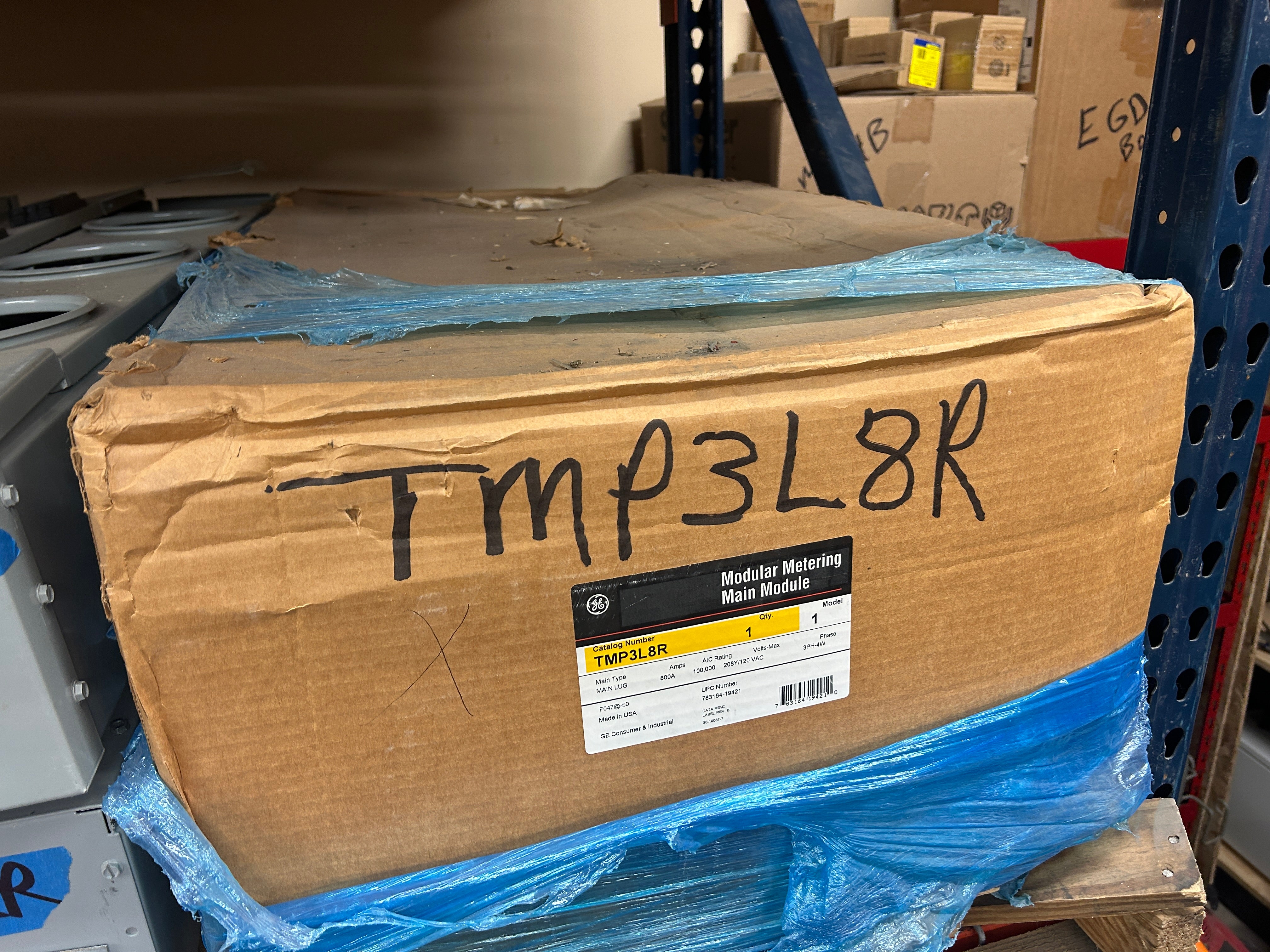 General Electric TMP3L8R 800A UG/OH Three Phase Main Tap Box for Modular Metering