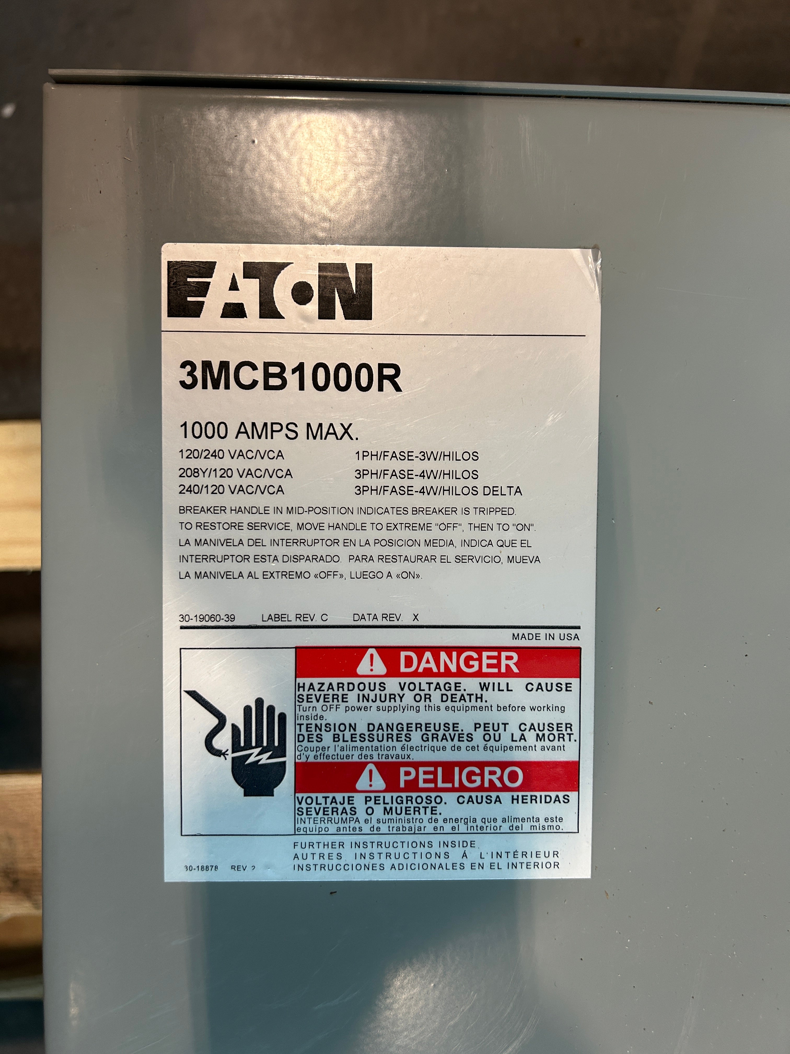 Eaton 3MCB1000R 3 Phase 1000A 65kAIC Main Disconnect for Modular Metering